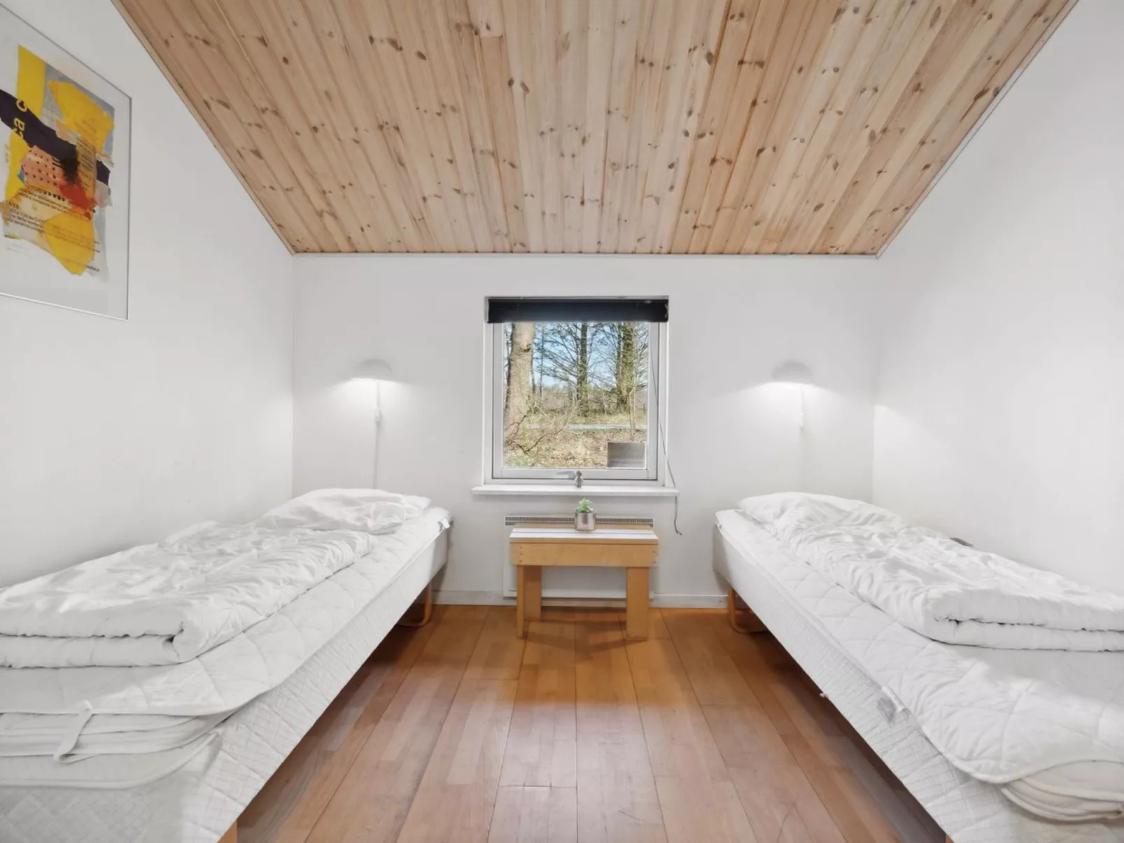 "Amanda" - 30km from the sea-Inside