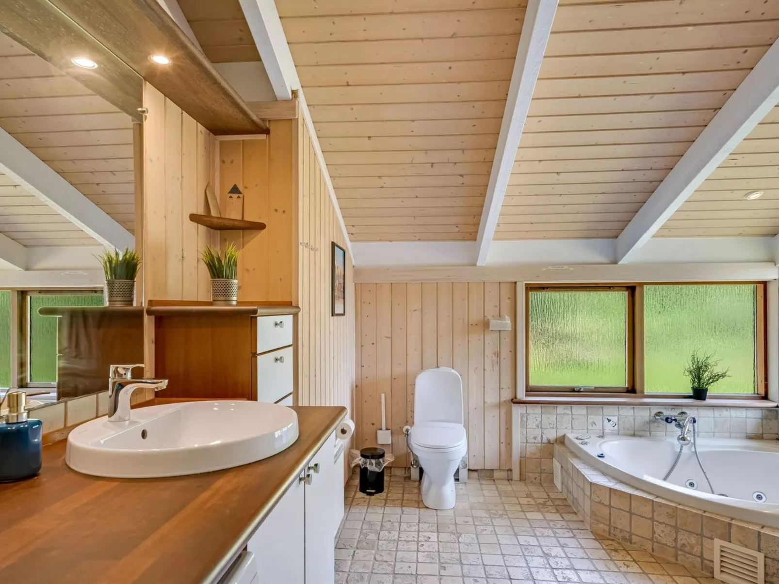 "Paulette" - 450m from the sea-Inside