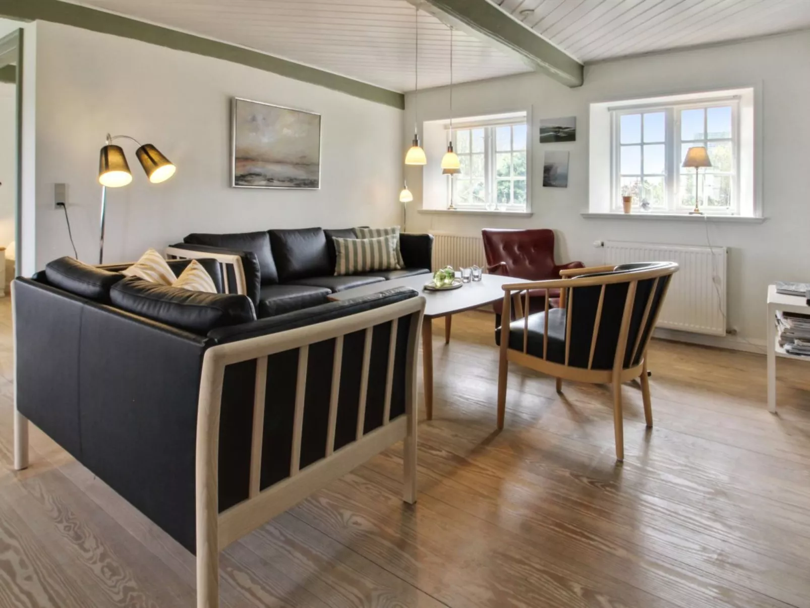 "Ingulf" - 18km from the sea-Inside