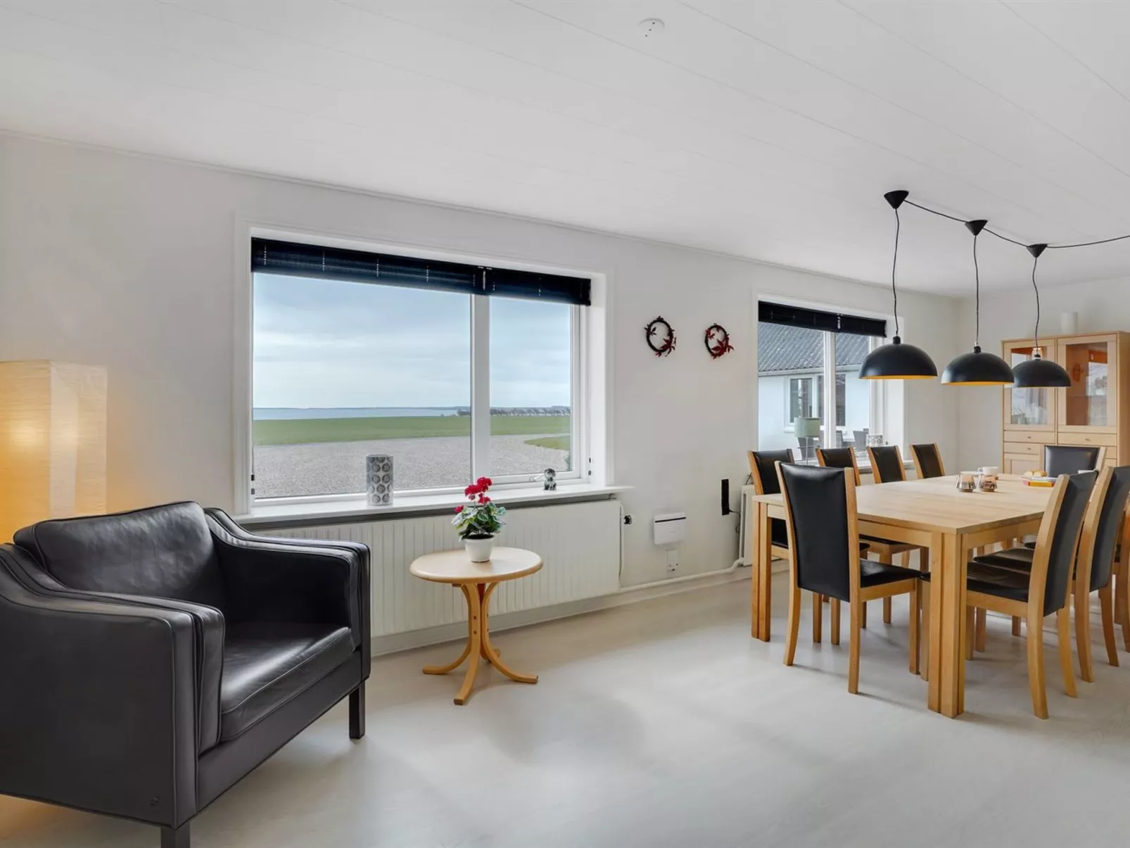 "Imilie" - 250m to the fjord-Dedans