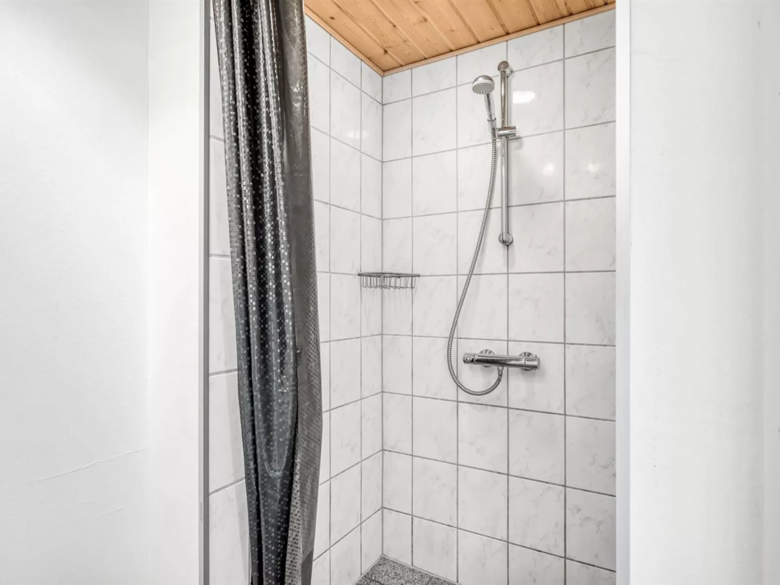 "Irlin" - 800m from the sea-Dedans