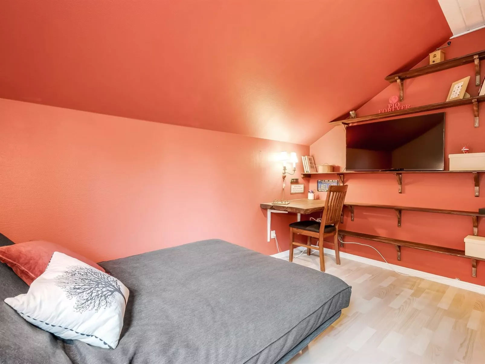 "Thiokk" - 500m from the sea-Inside