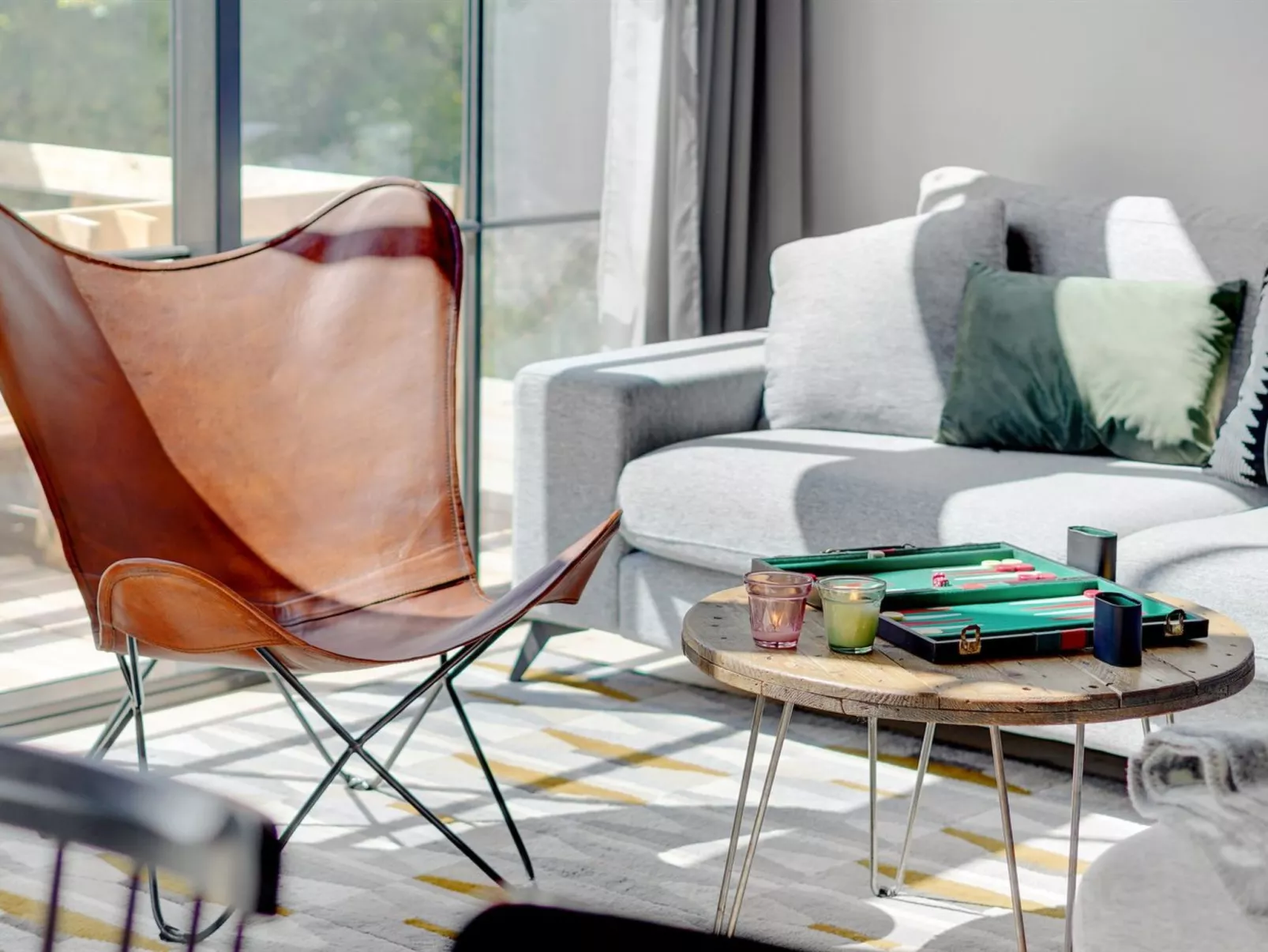 "Henrik" - 100m from the sea-Drinnen