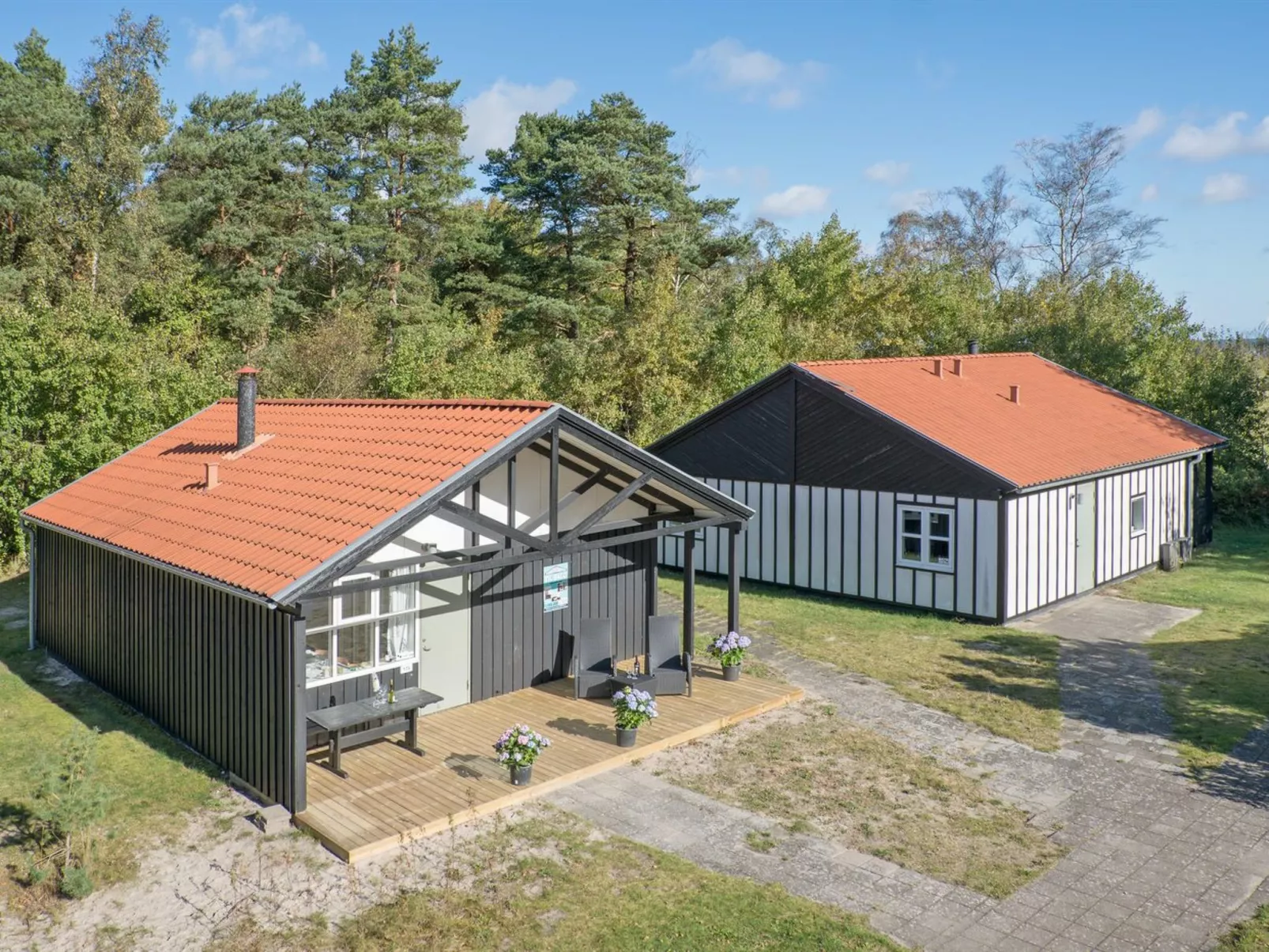 "Bergit" - 55m from the sea-Draußen