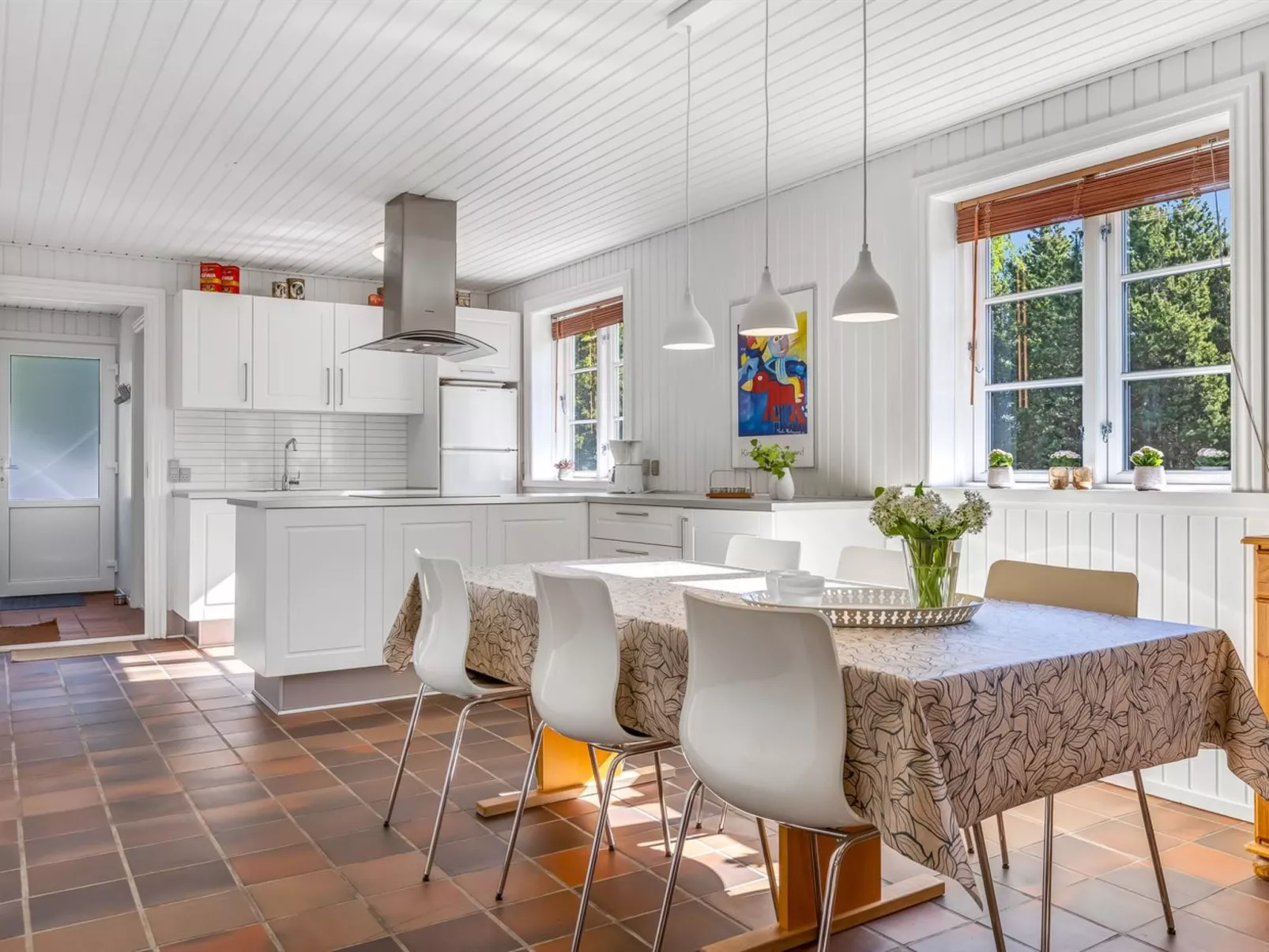 "Angret" - 3.5km from the sea-Drinnen