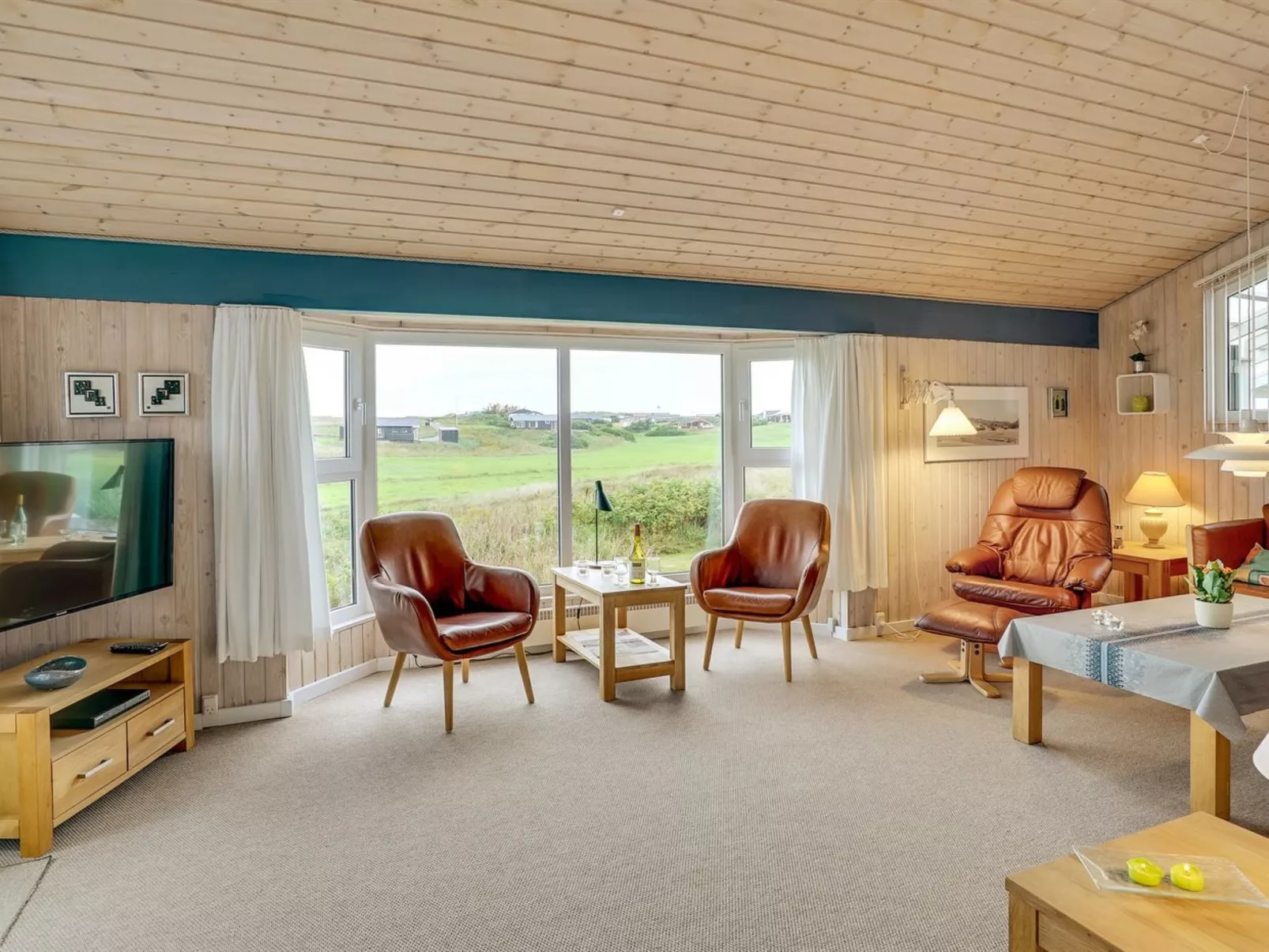 "Marne" - 500m from the sea-Inside