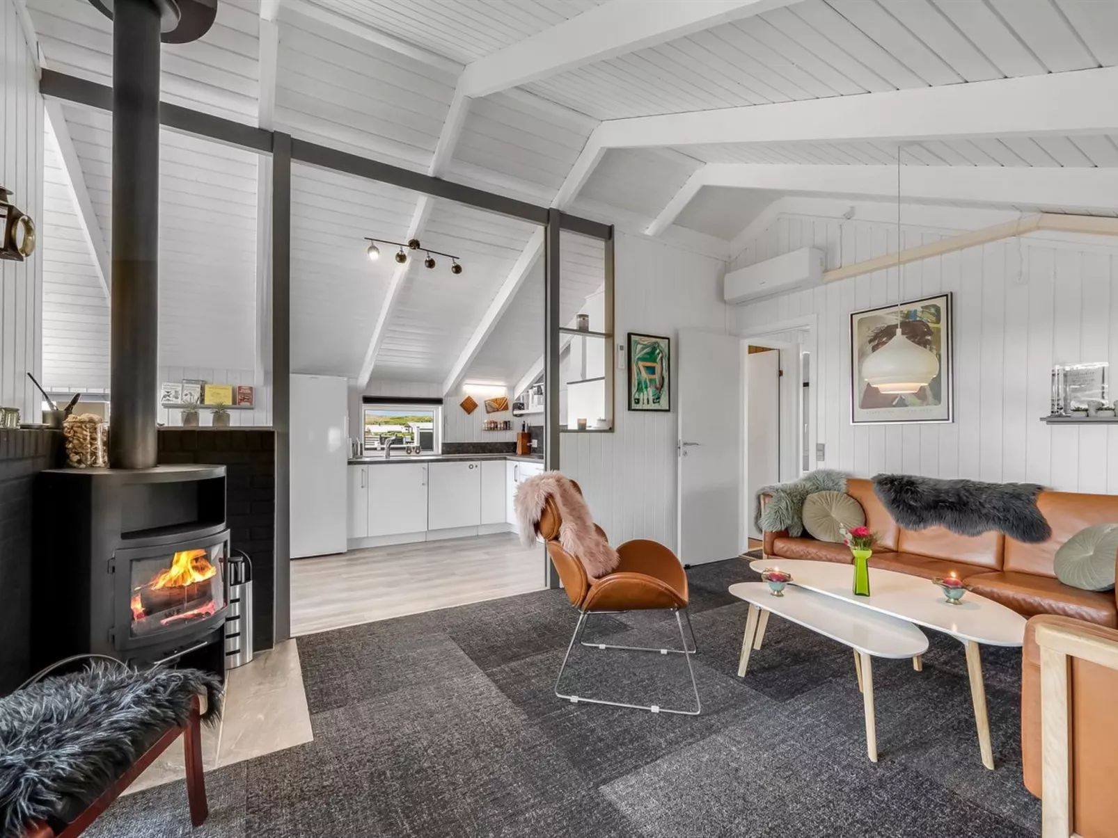 "Henning" -  from the sea-Inside