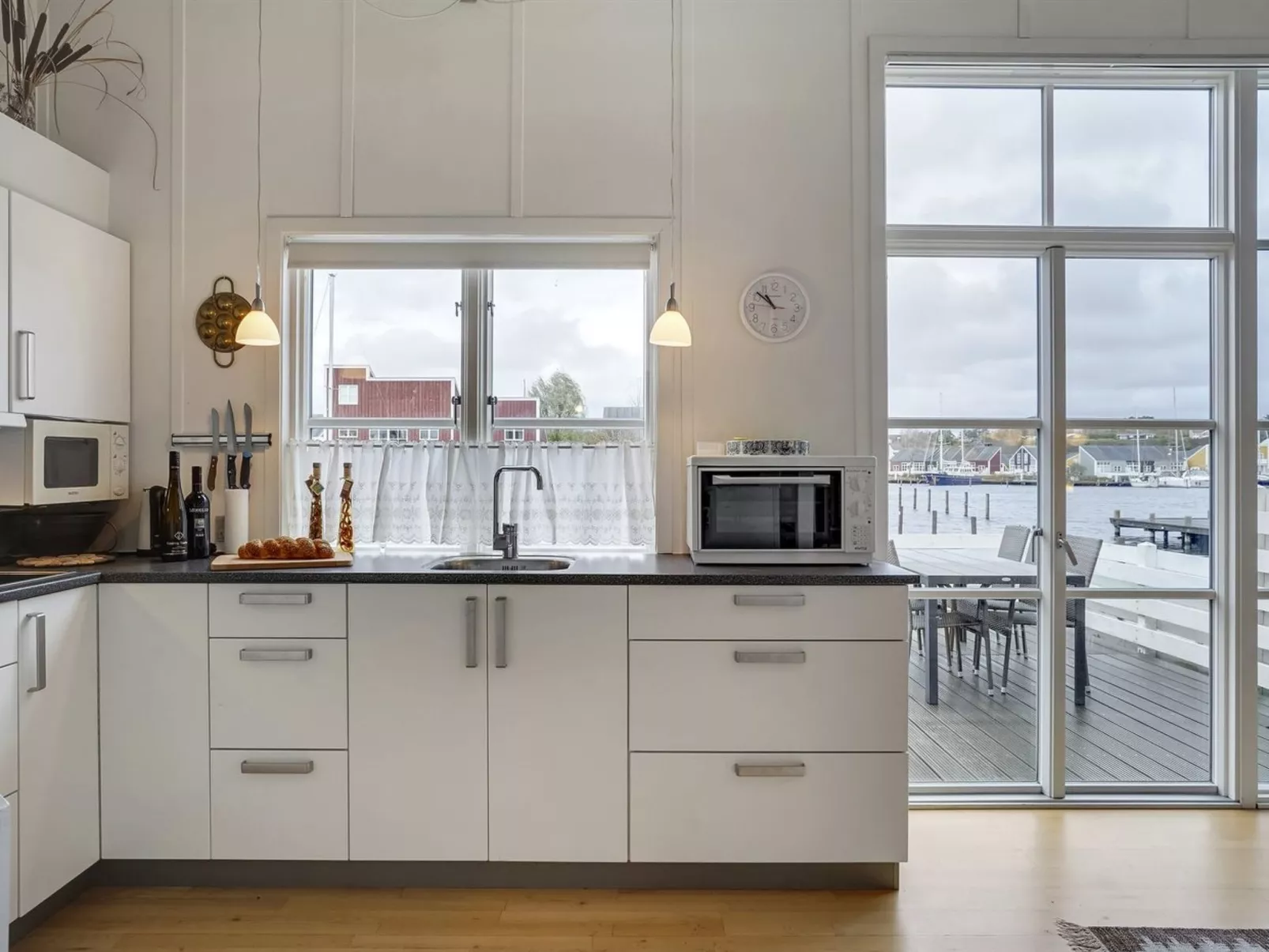 "Milo" - 5m from the sea-Drinnen