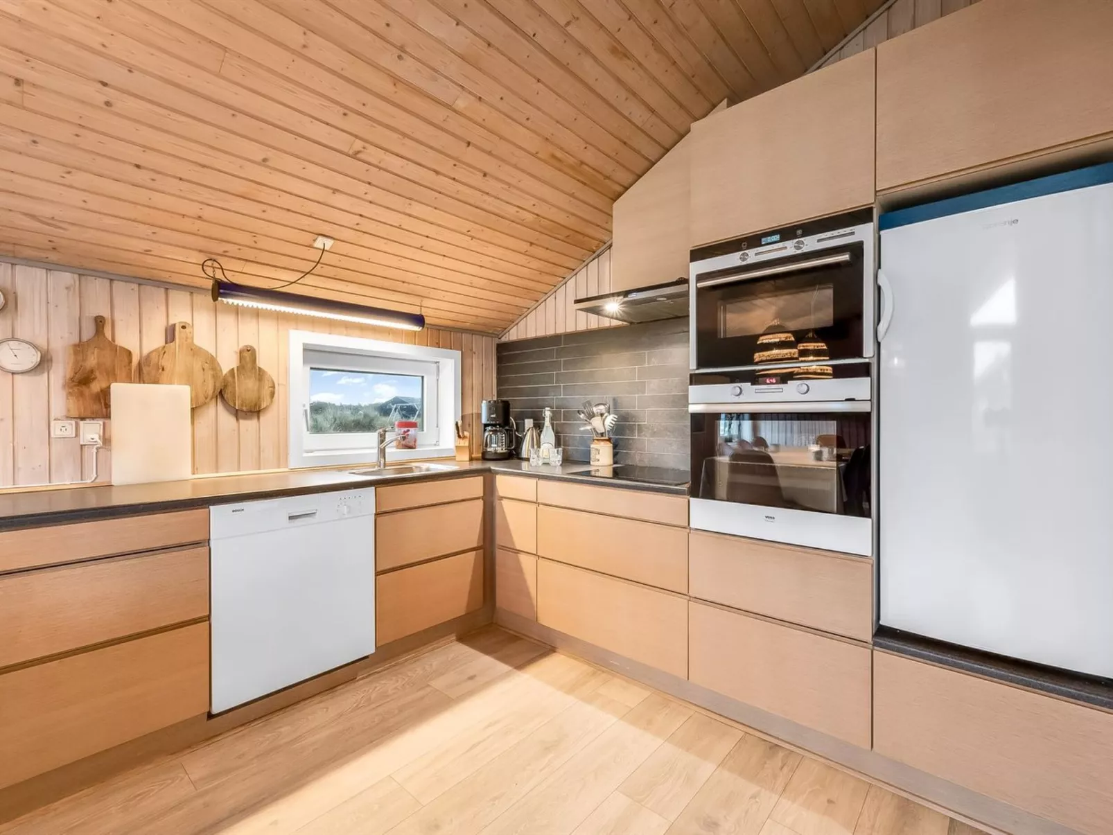 "Elnur" - 100m from the sea-Inside