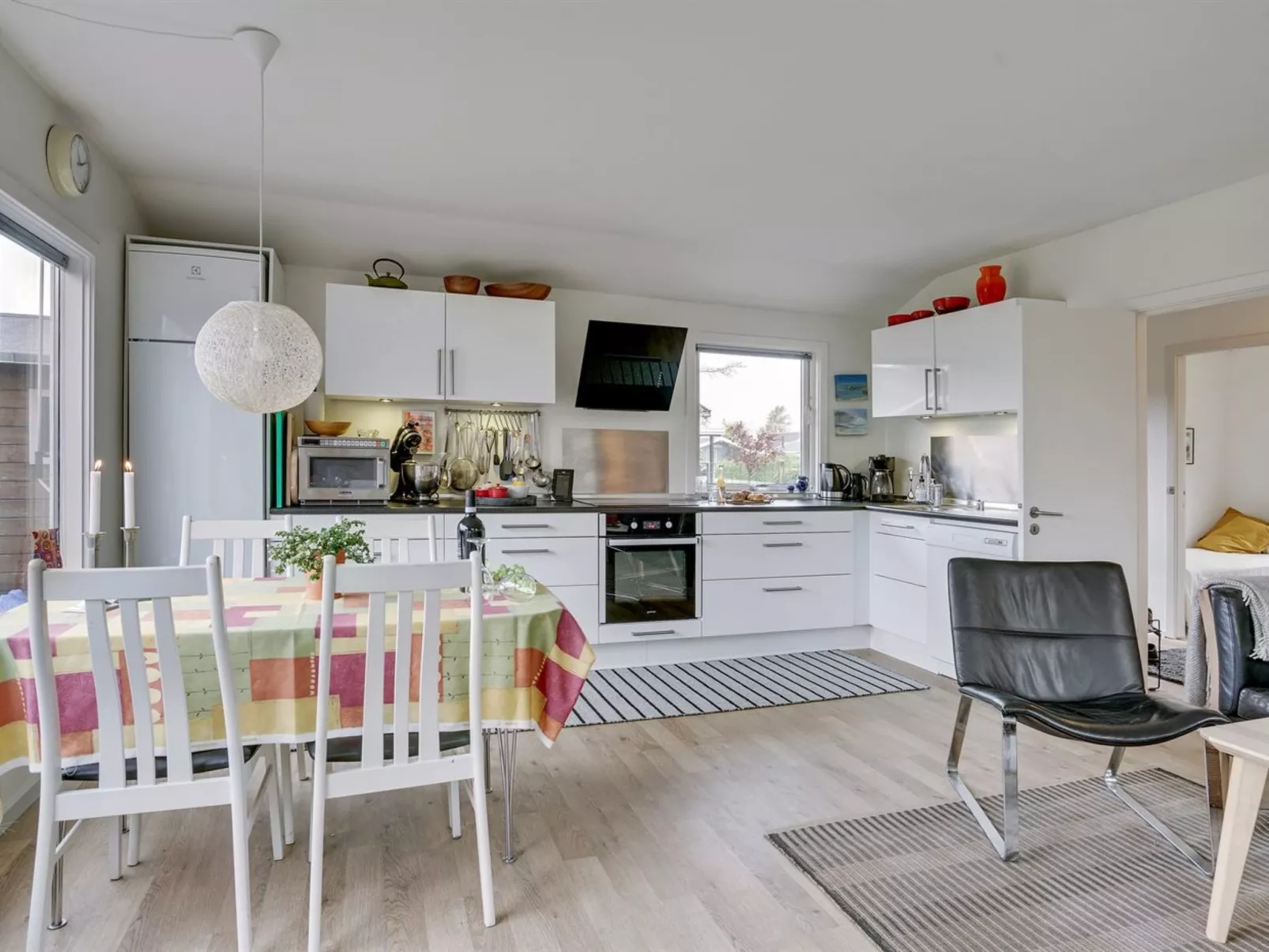 "Ainikki" - 200m from the sea-Inside