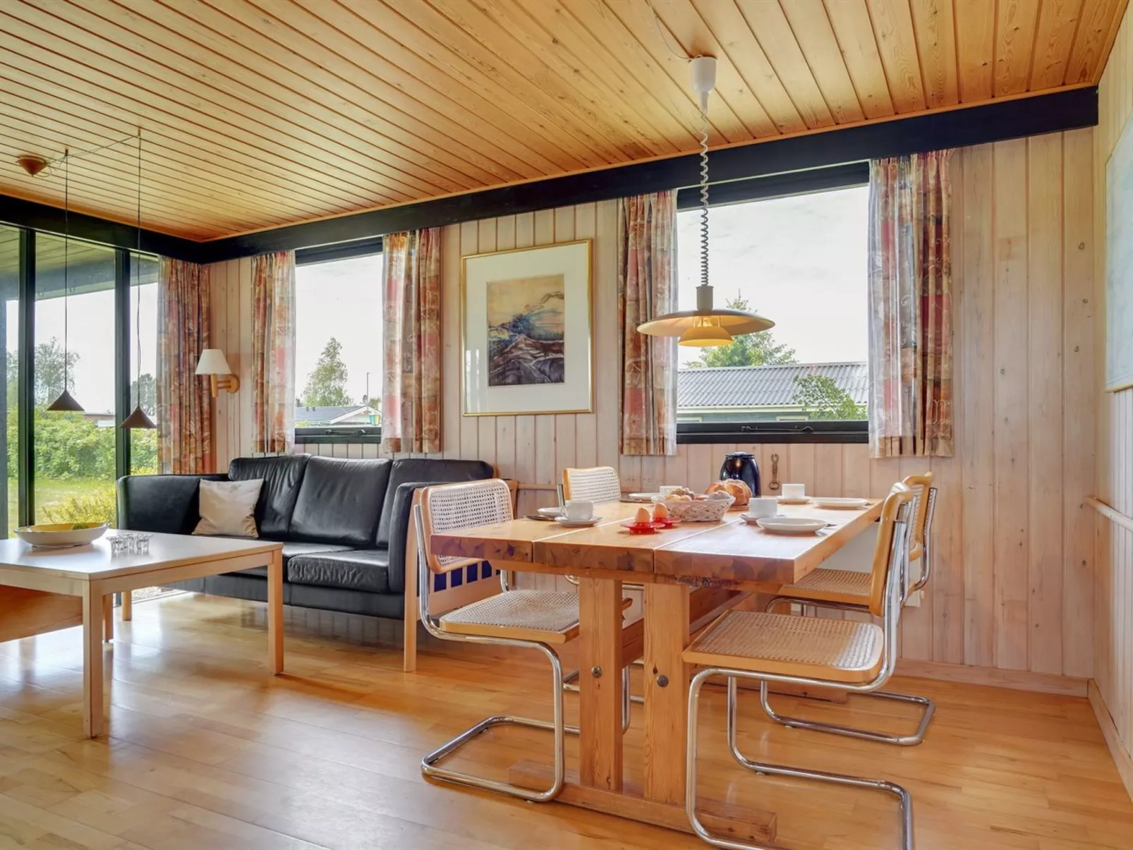 "Veljan" - 400m from the sea-Drinnen