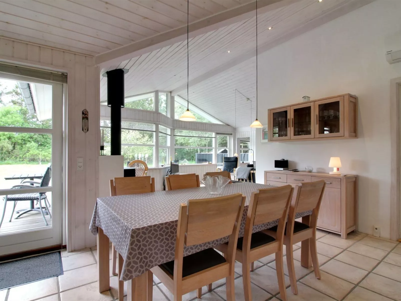 "Siljana" - 1km from the sea-Drinnen