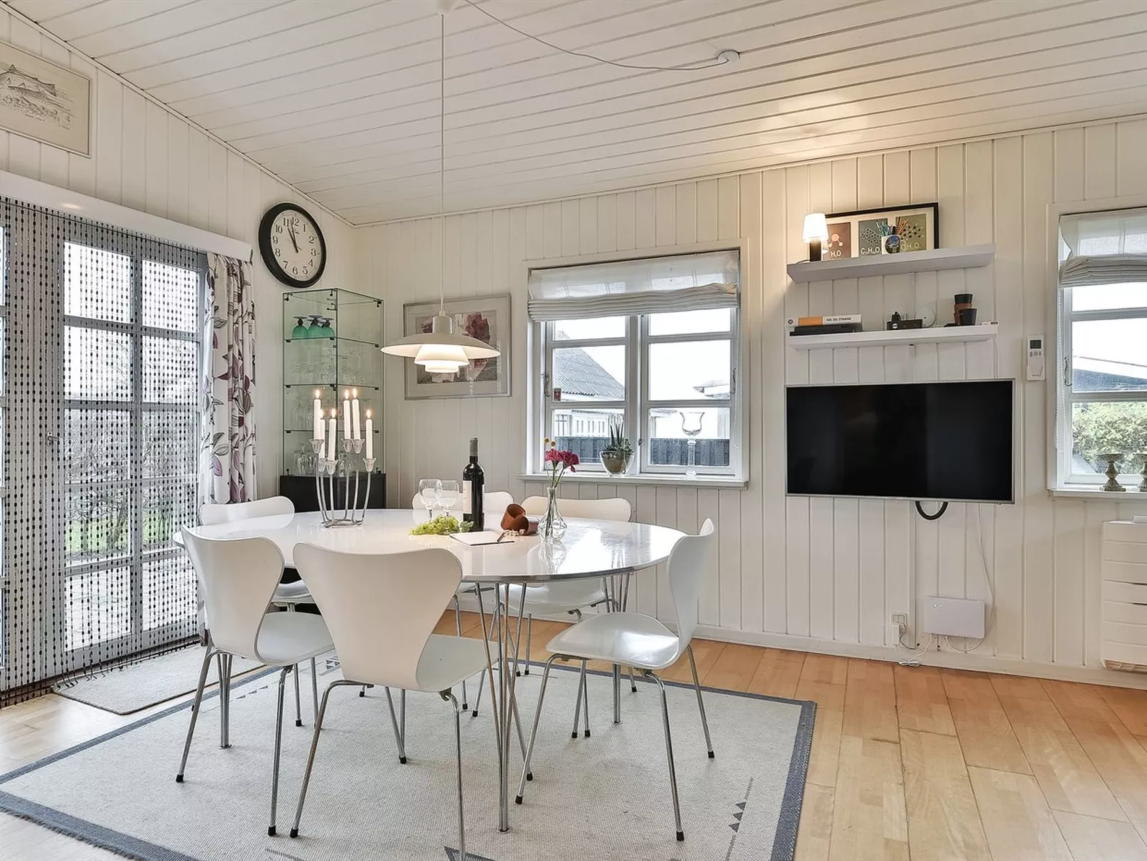 "Viljami" - 20m from the sea-Inside