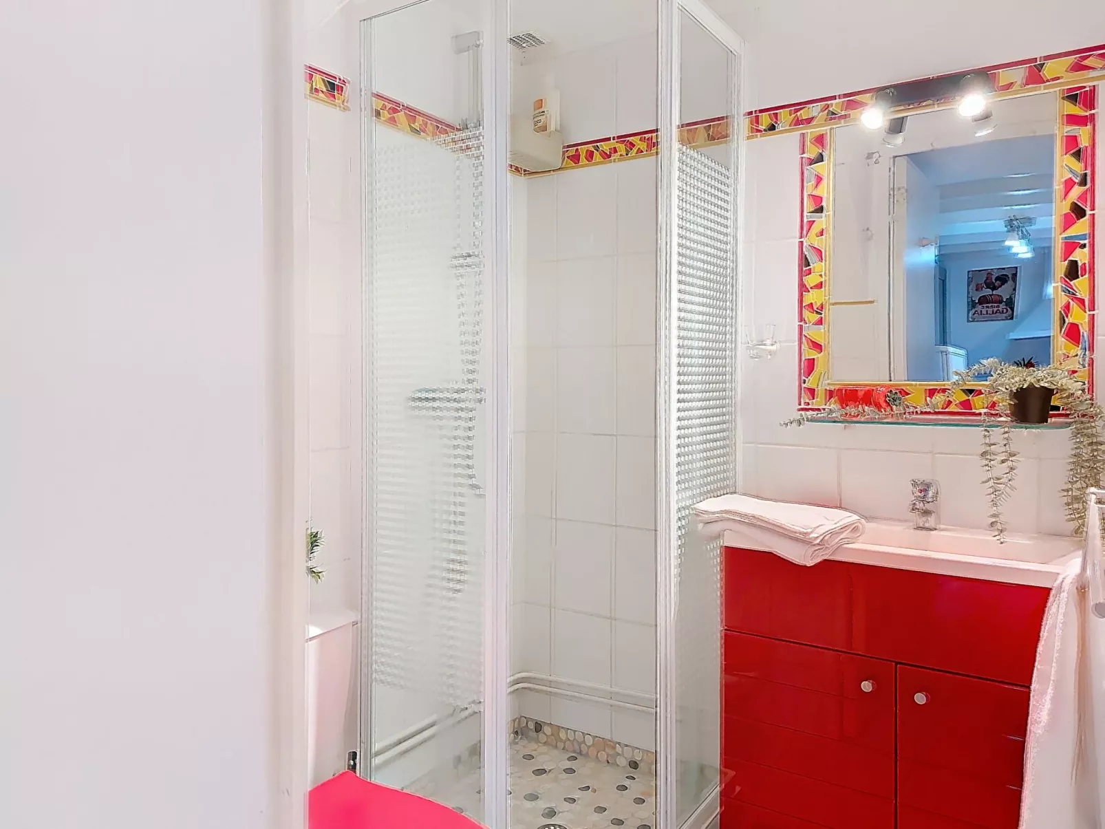 Les Amandines-Drinnen