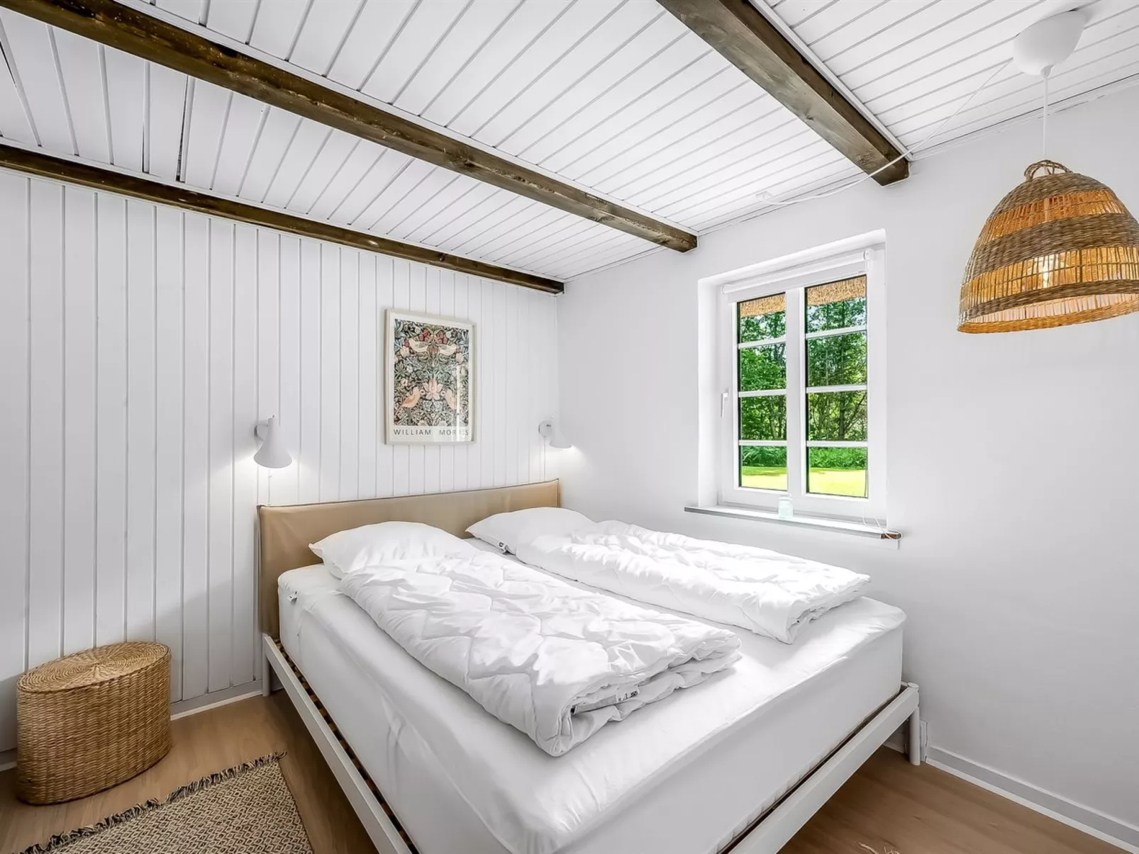 "Alkil" - 1.7km from the sea-Inside