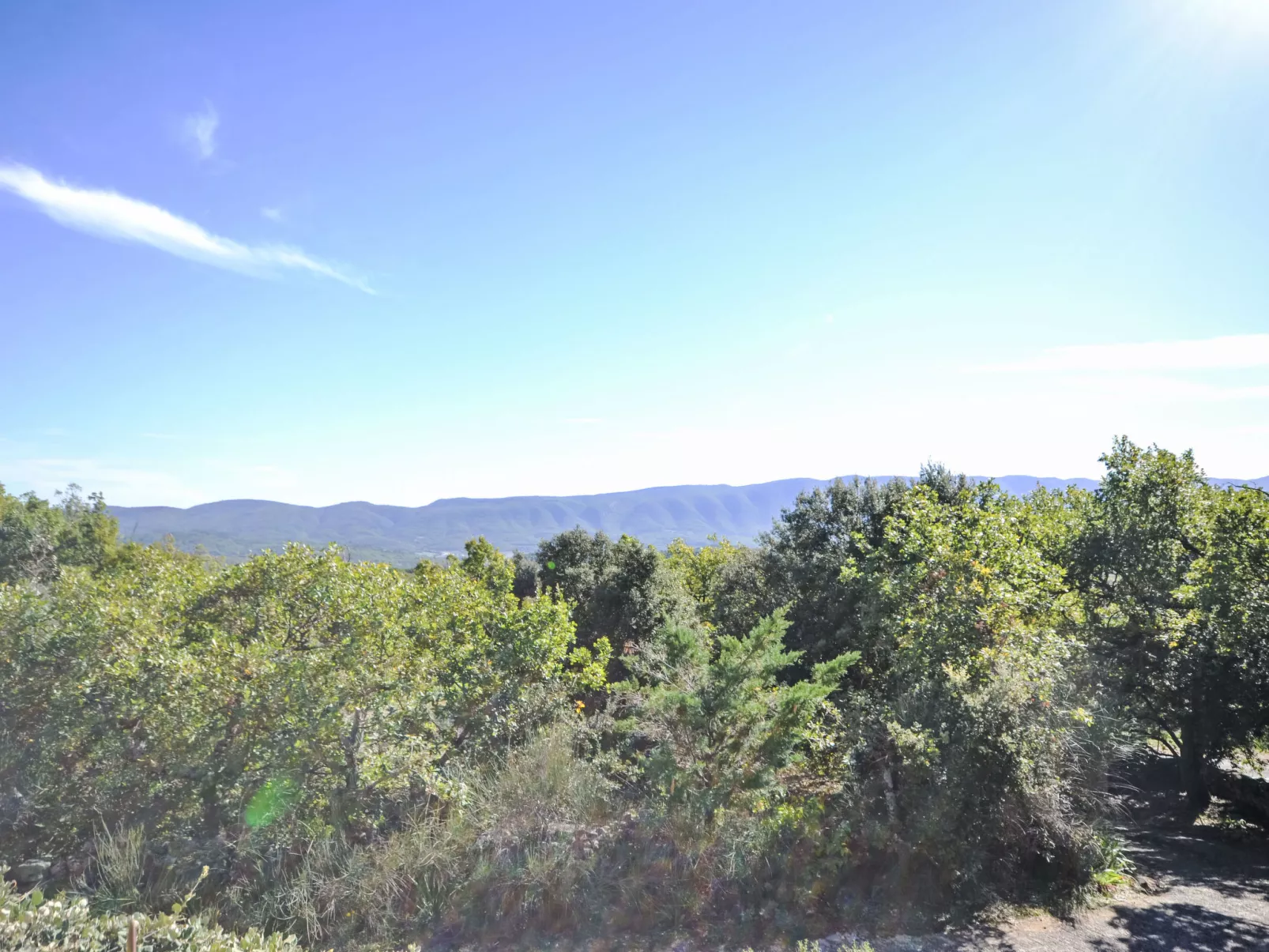 Les Cairnes-Draußen