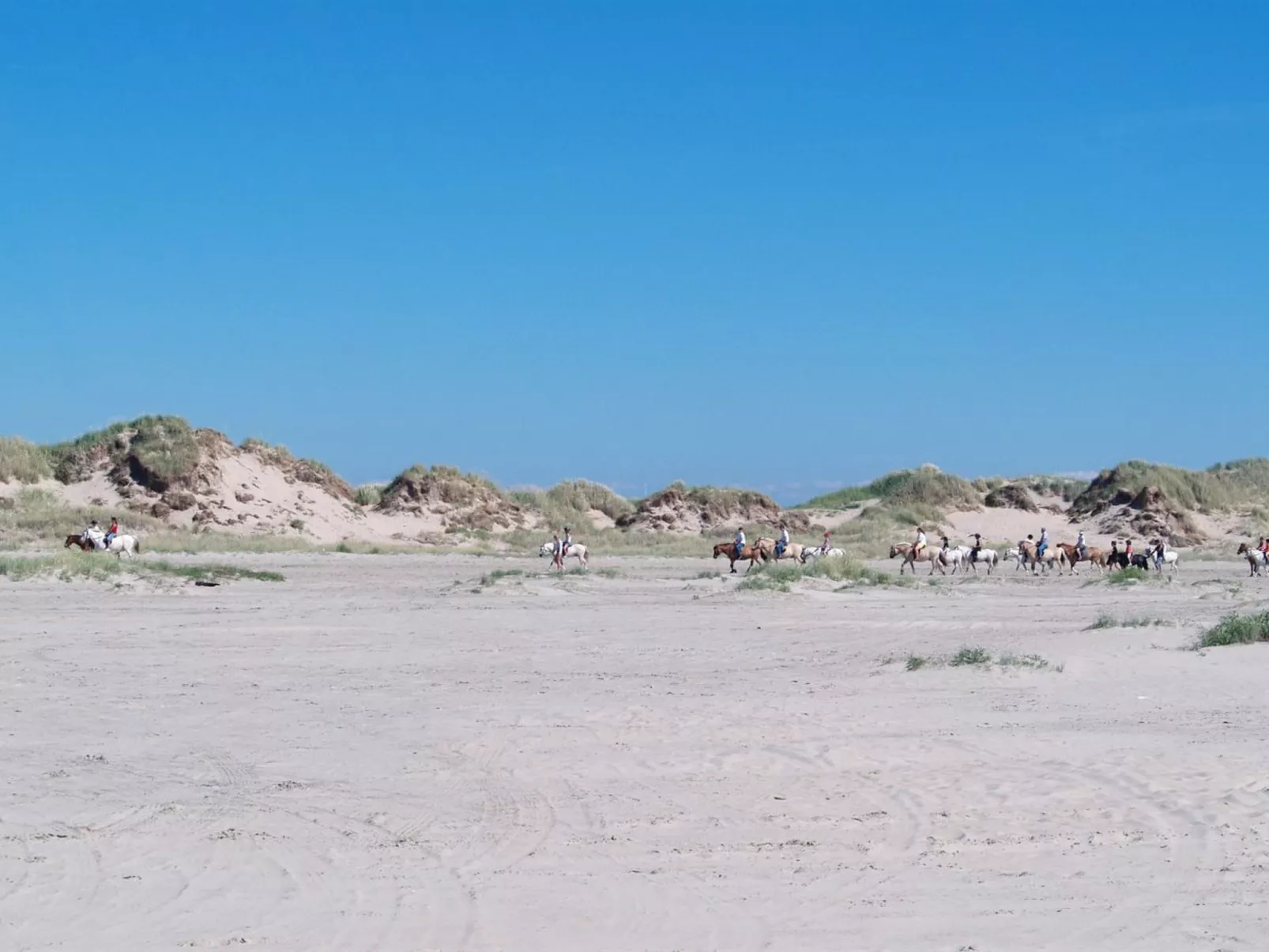 "Chrisse" - 550m from the sea-Outside