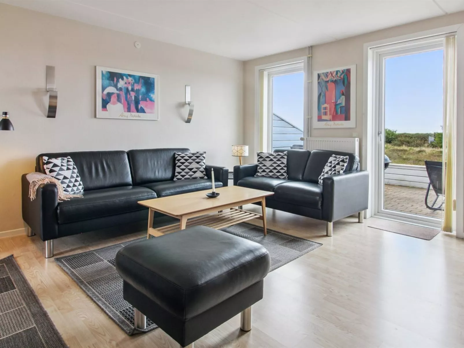 "Femja" - 2.3km from the sea-Inside