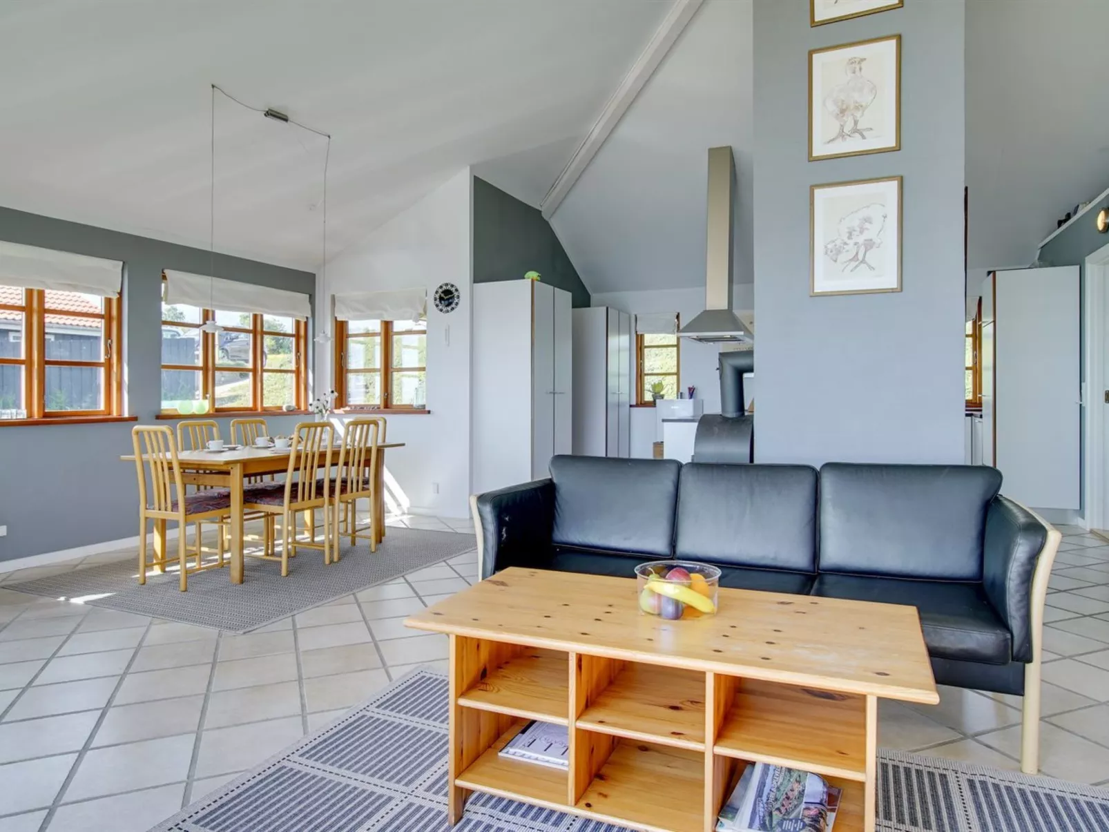 "Botmar" - 10m from the sea-Dedans