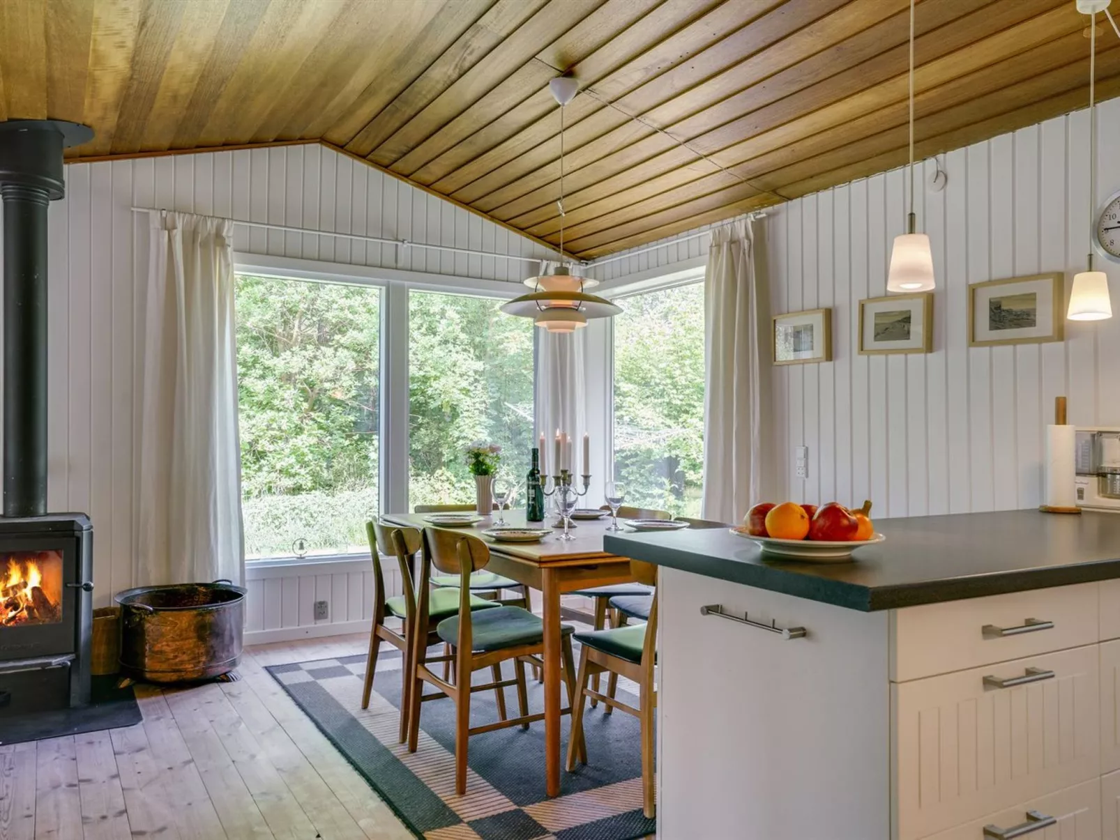 "Lucie" - 1.5km from the sea-Inside