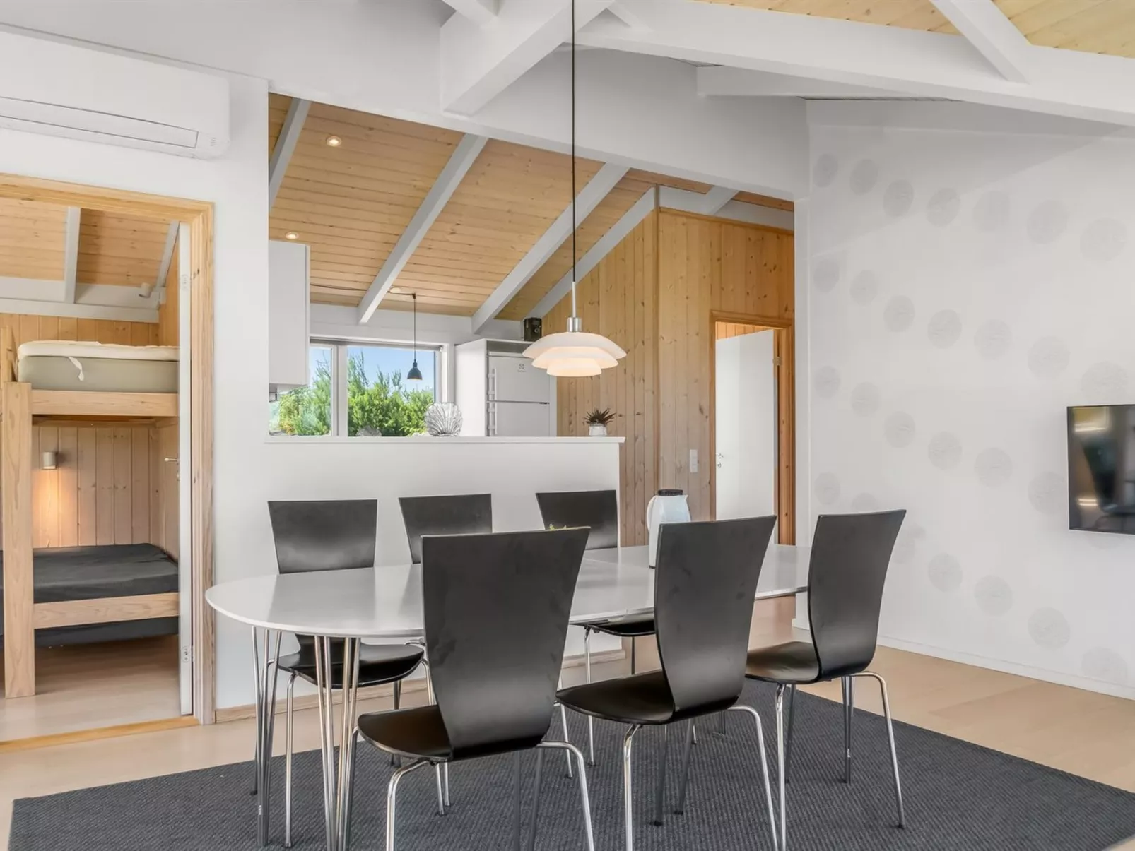 "Hildegardt" - 1km from the sea-Inside