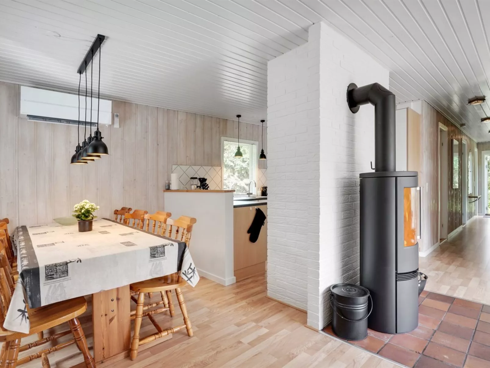 "Zenitha" - 300m from the sea-Drinnen