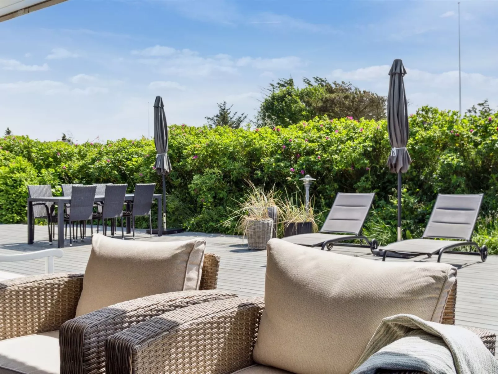 "Marli" - 700m from the sea-Draußen