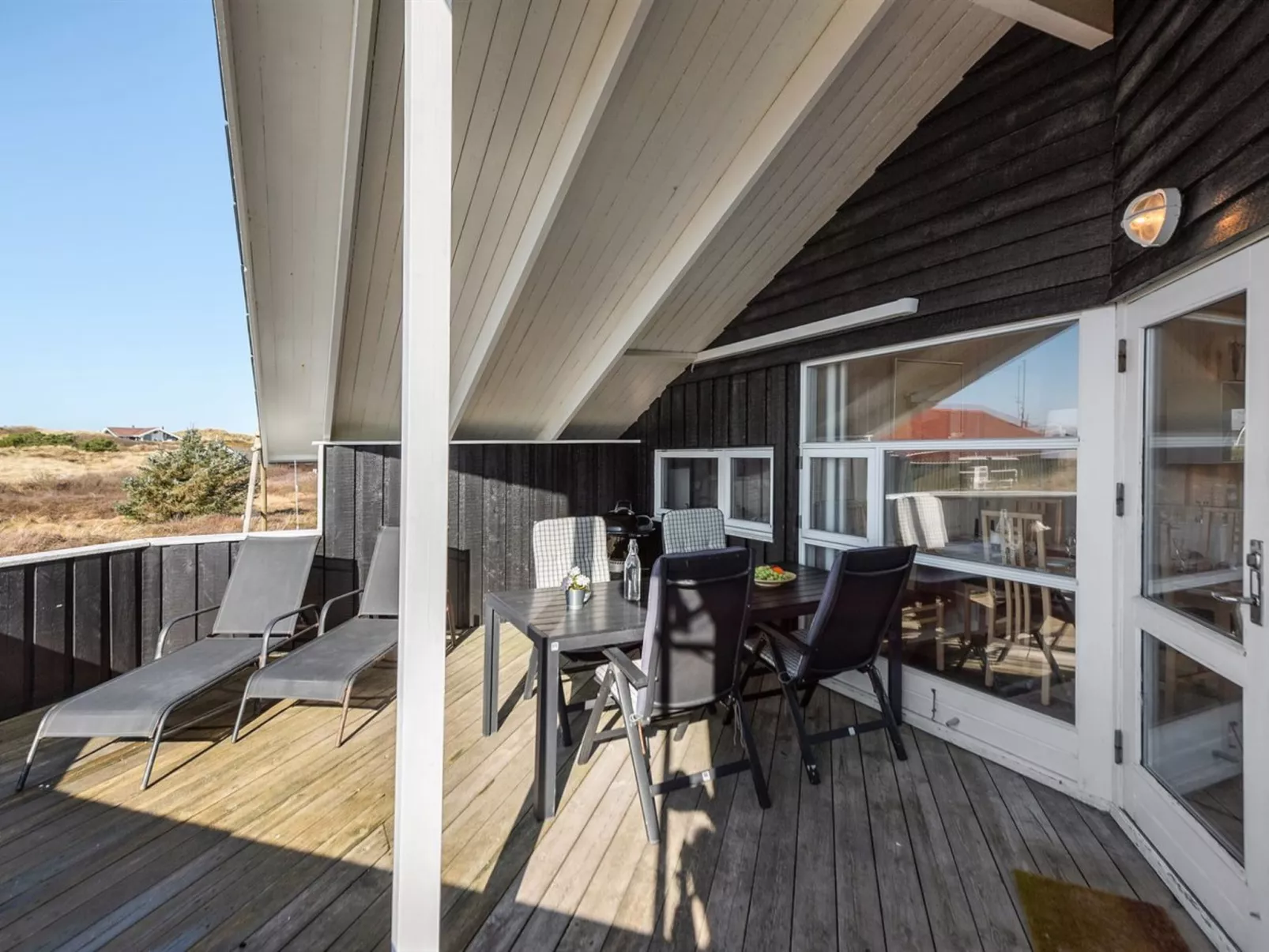 "Durita" - 600m to the fjord-Draußen