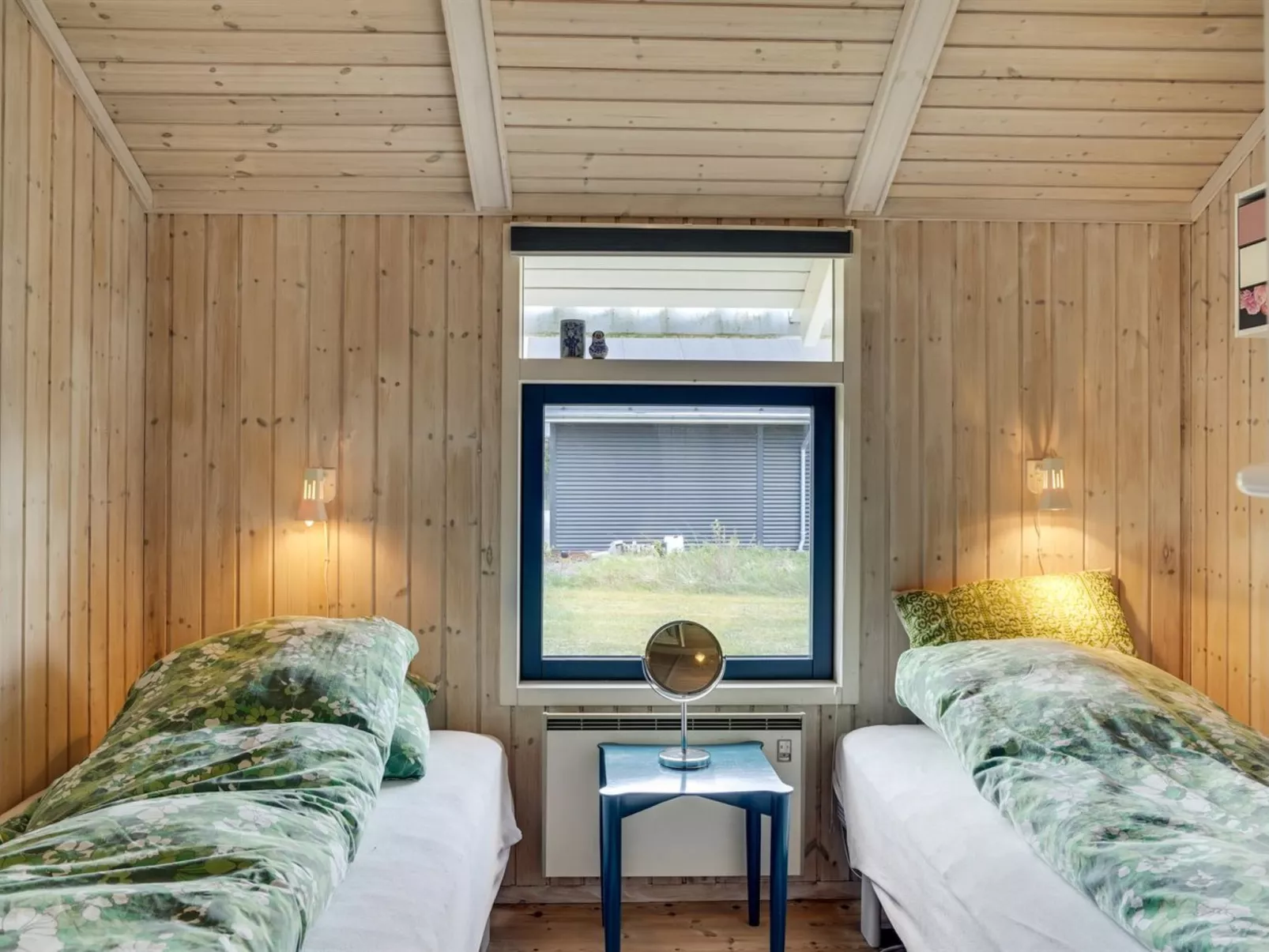 "Arleta" - 250m to the fjord-Inside