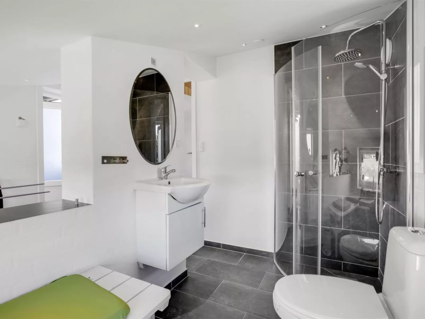 "Erna" - 400m from the sea-Dedans