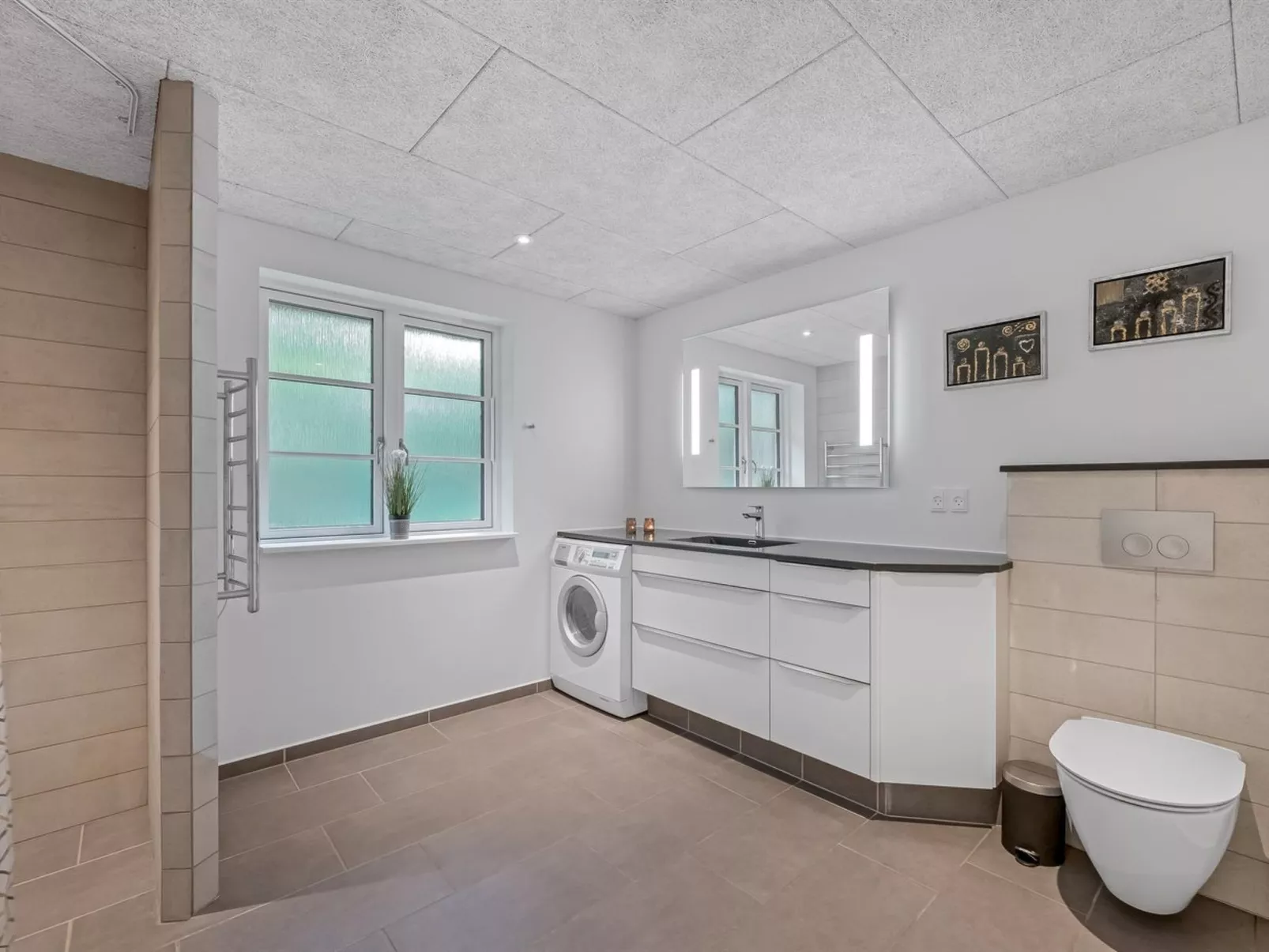 "Fina" - 15km from the sea-Inside