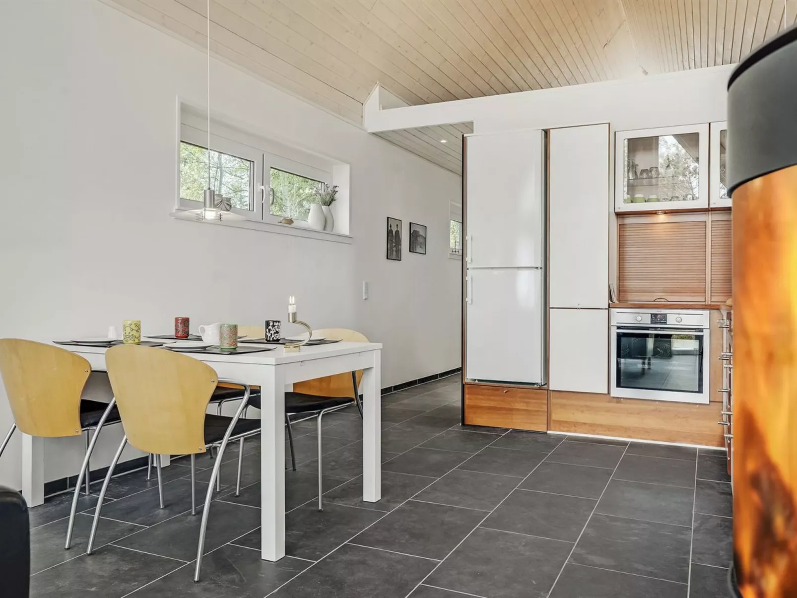 "Angelita" - 80m to the fjord-Inside