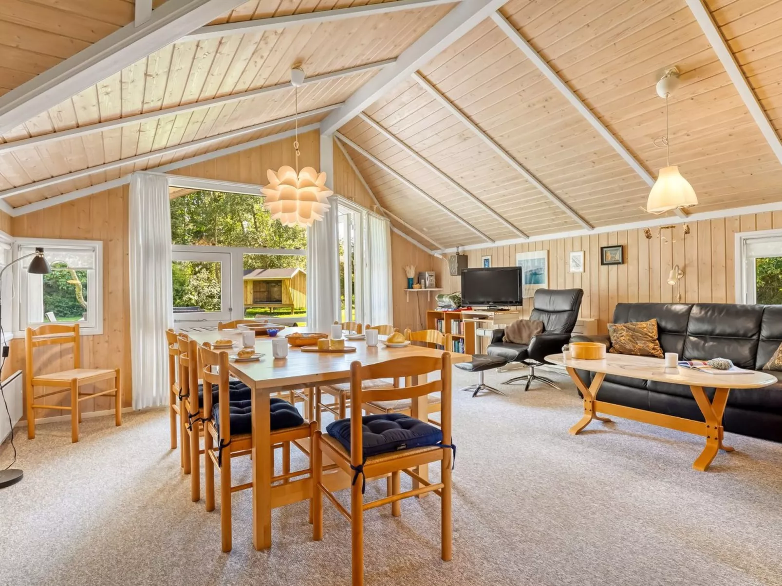 "Uta" - 300m from the sea-Drinnen