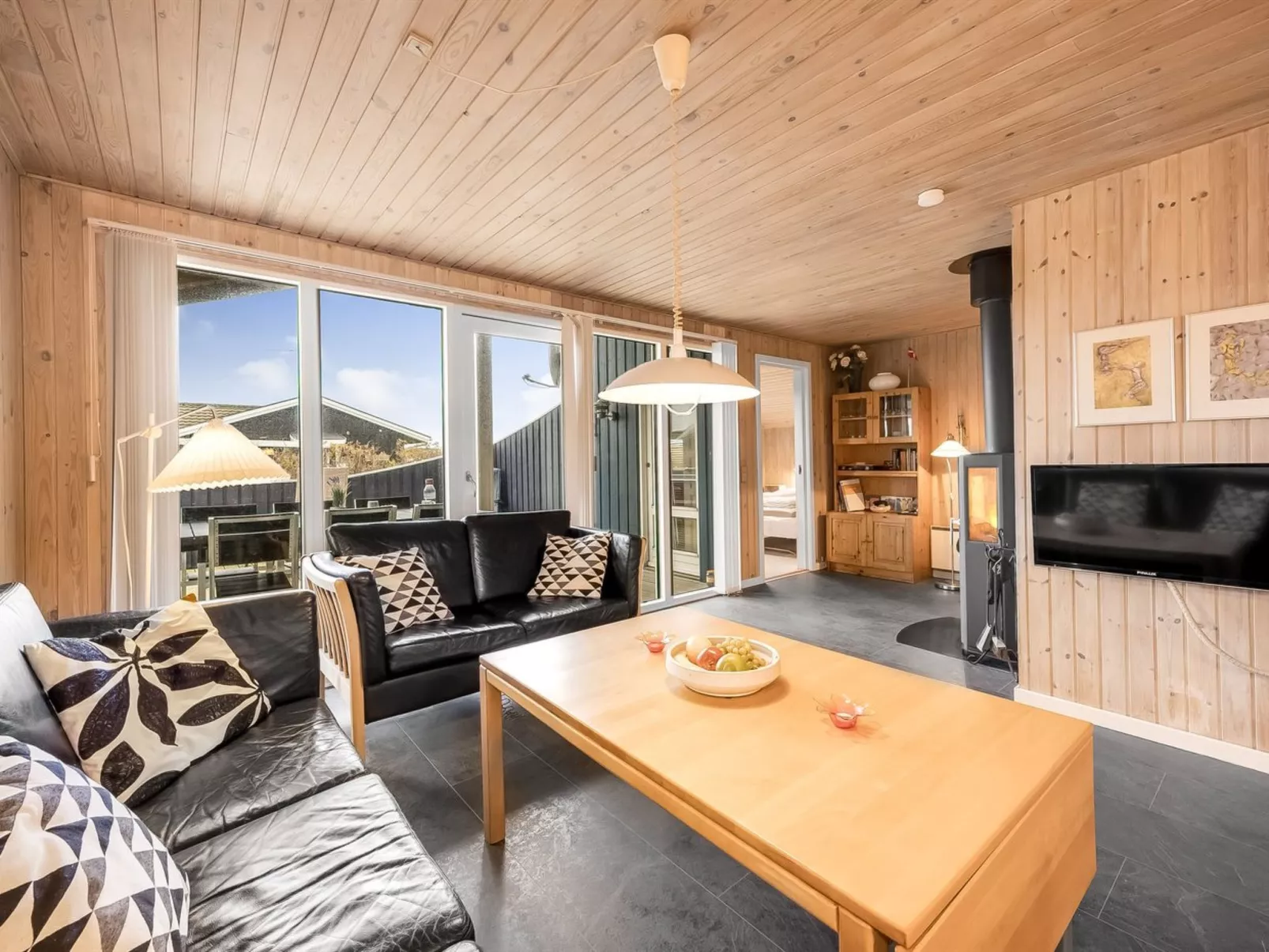 "Odmar" - 300m from the sea-Inside