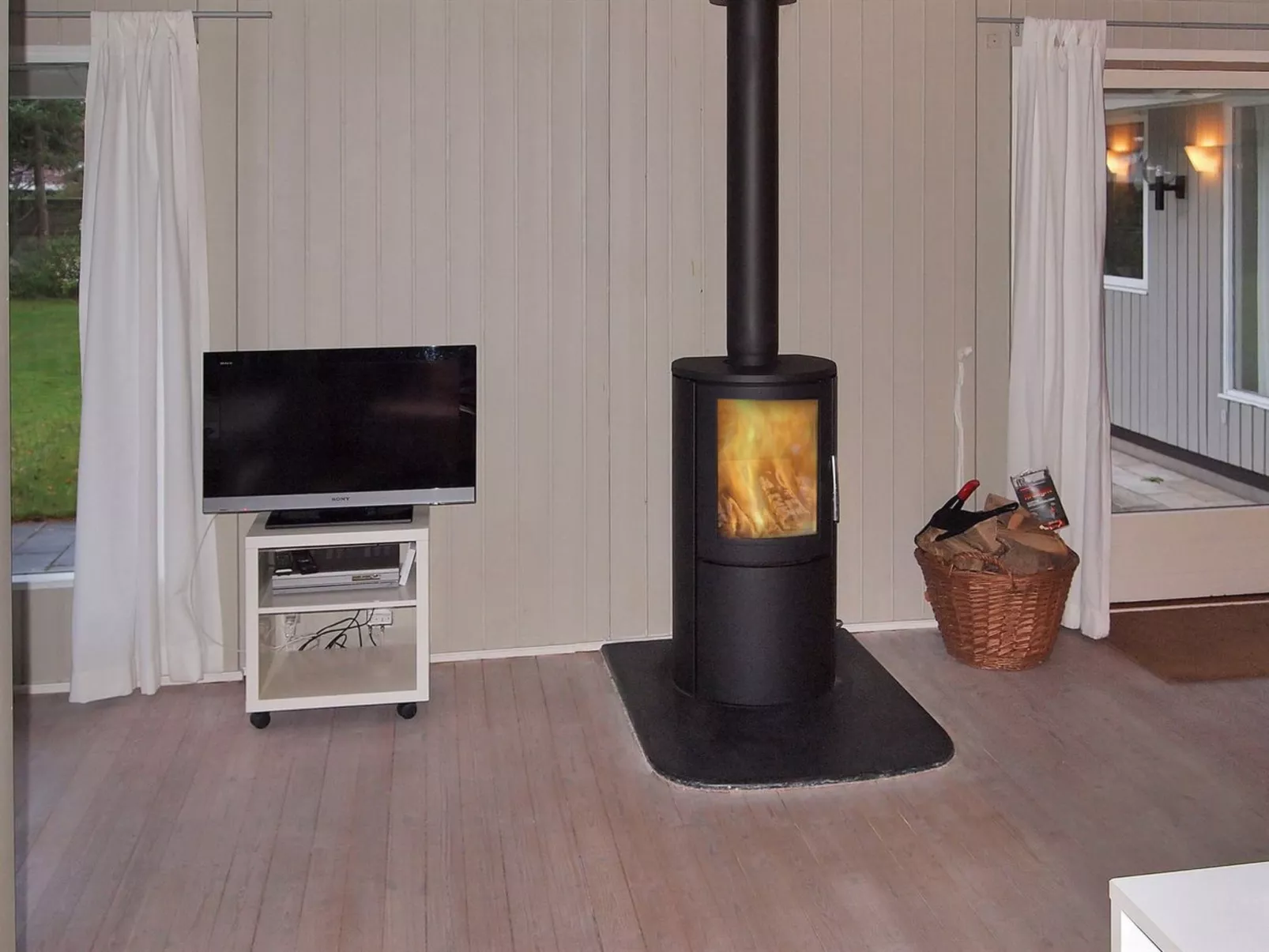 "Claudette" - 1km from the sea-Inside