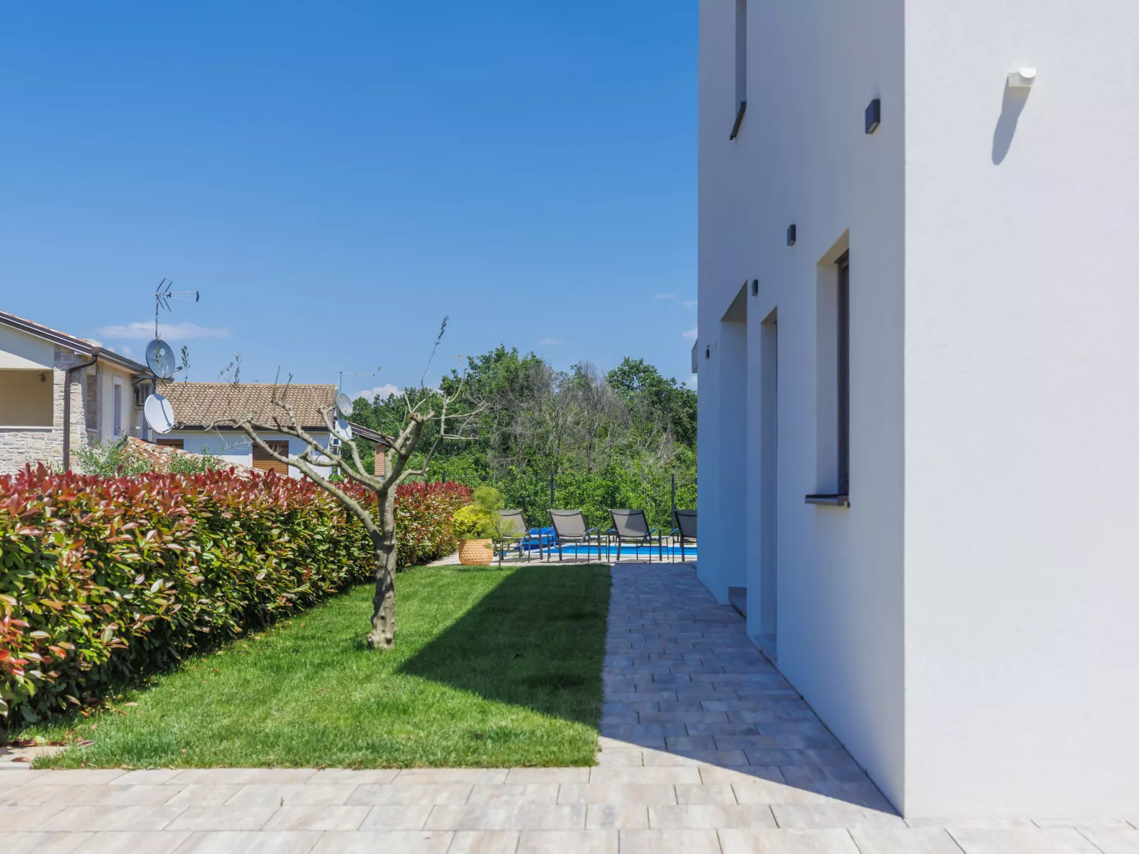 Villa Isabela-Outside