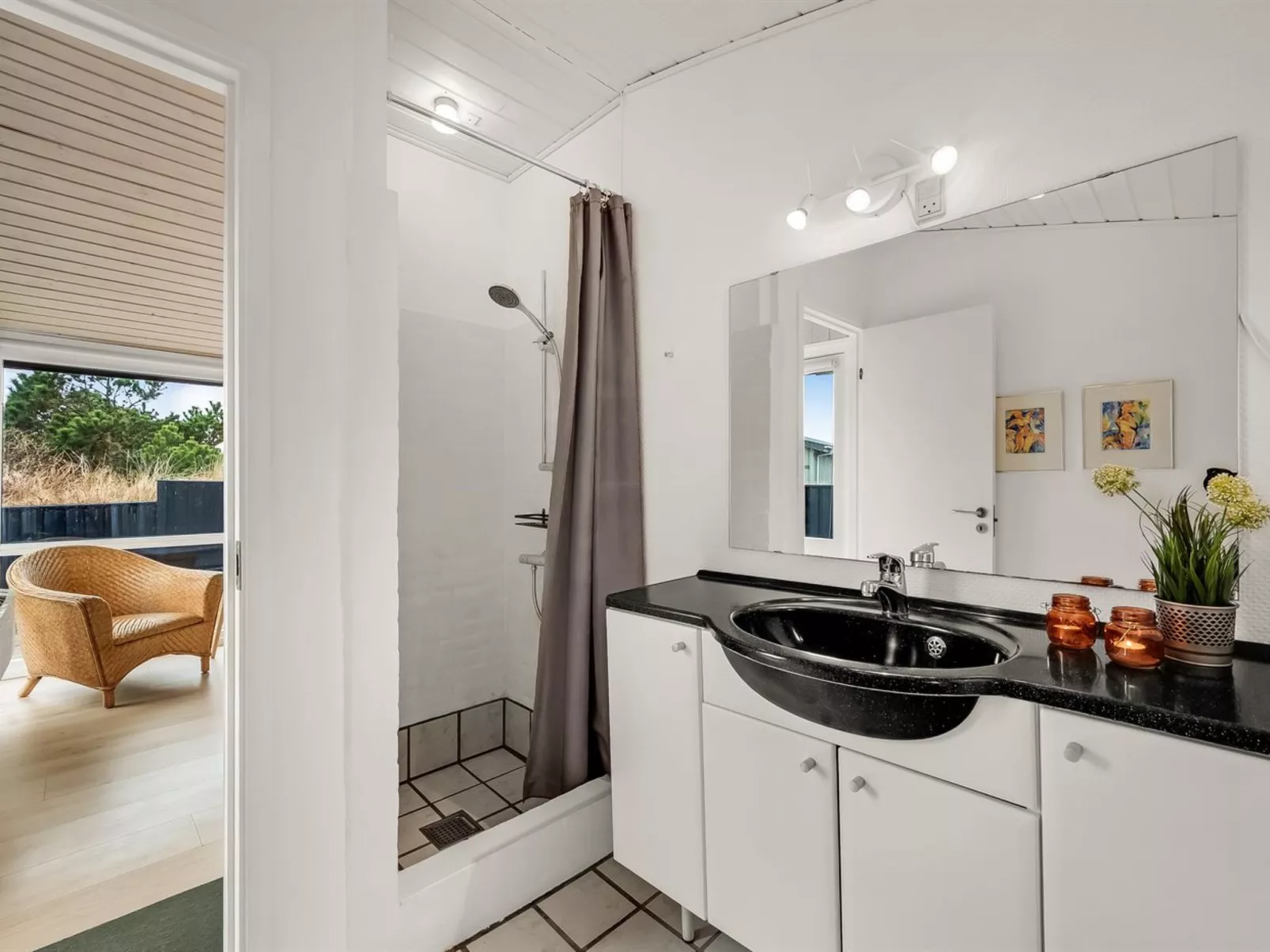 "Julan" - 600m from the sea-Drinnen