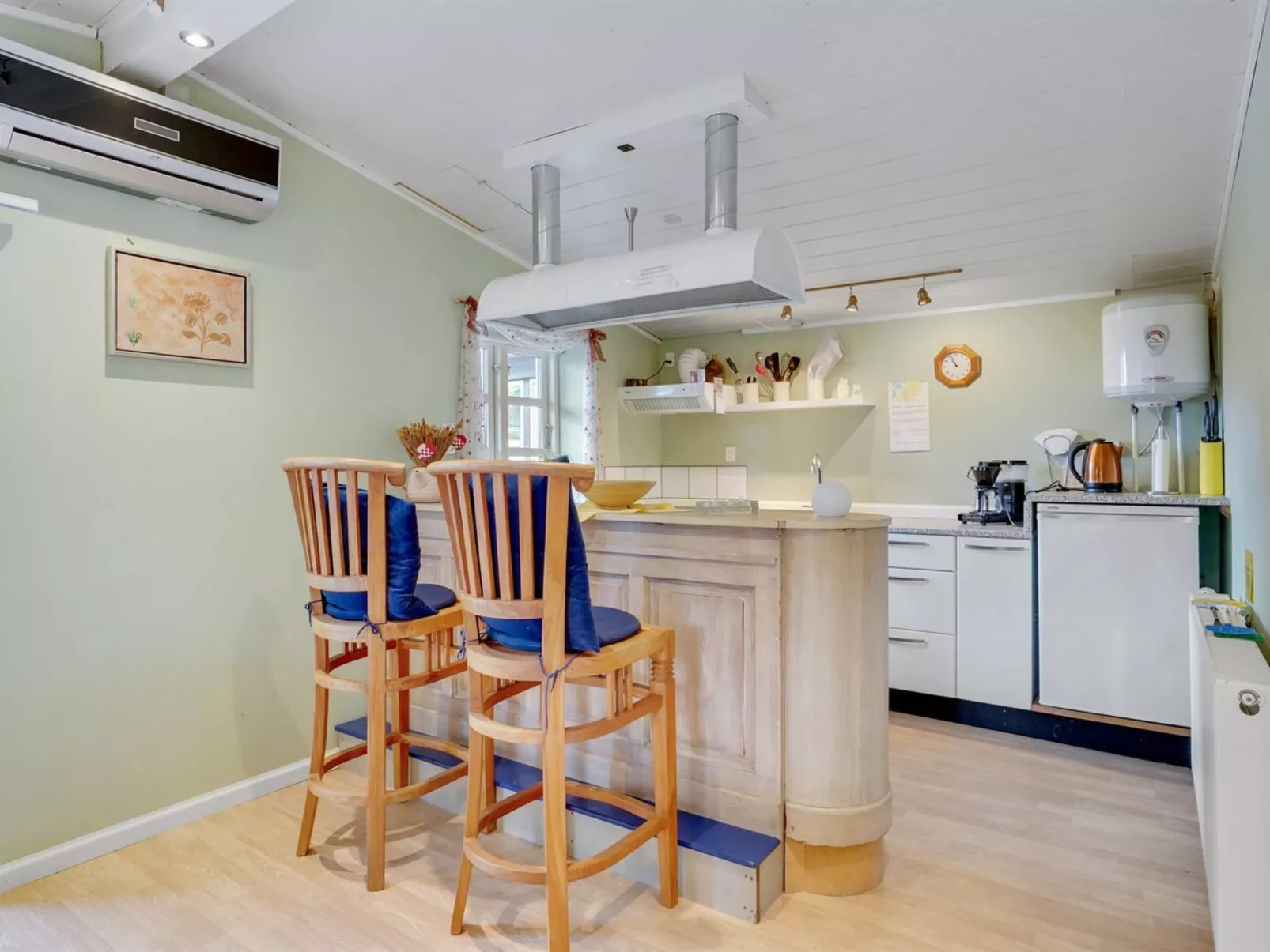 "Landeline" - 200m to the fjord-Dedans