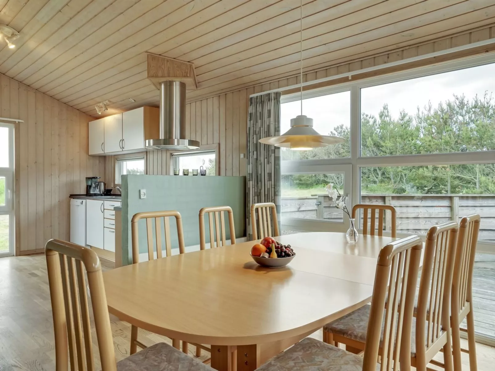 "Jerg" - 500m from the sea-Drinnen