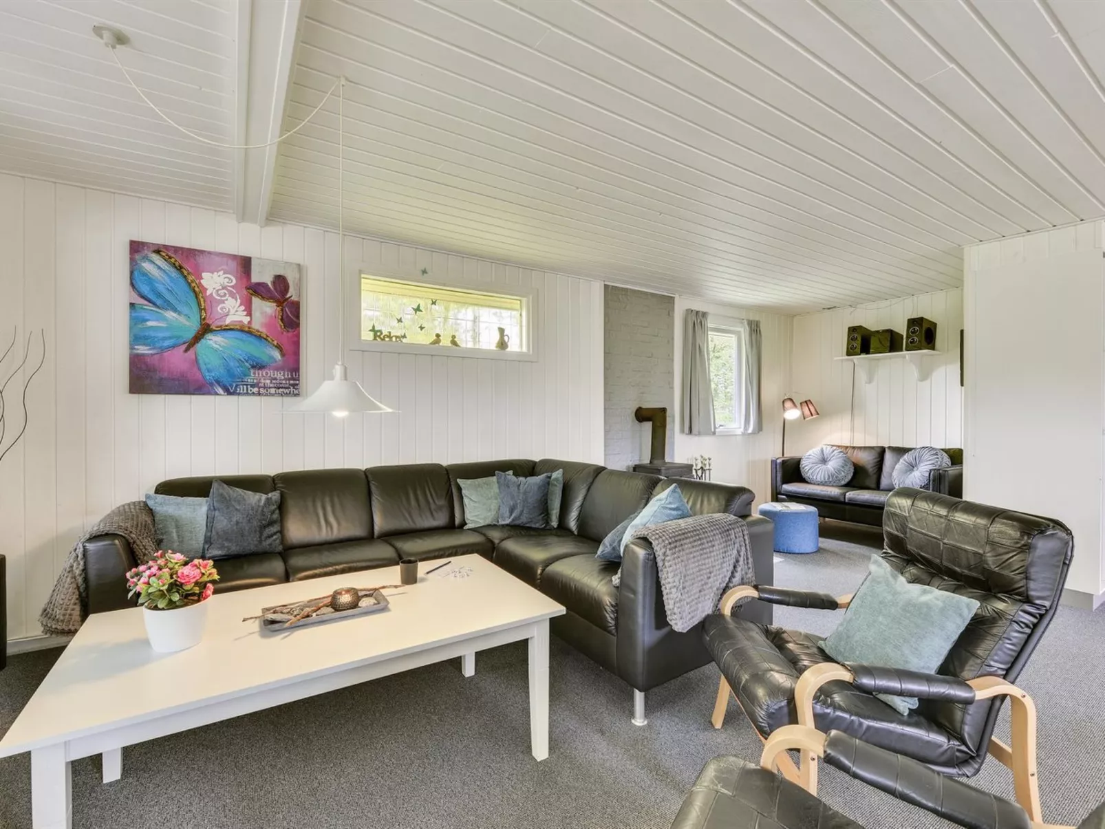 "Elizabeth" - 400m to the fjord-Inside