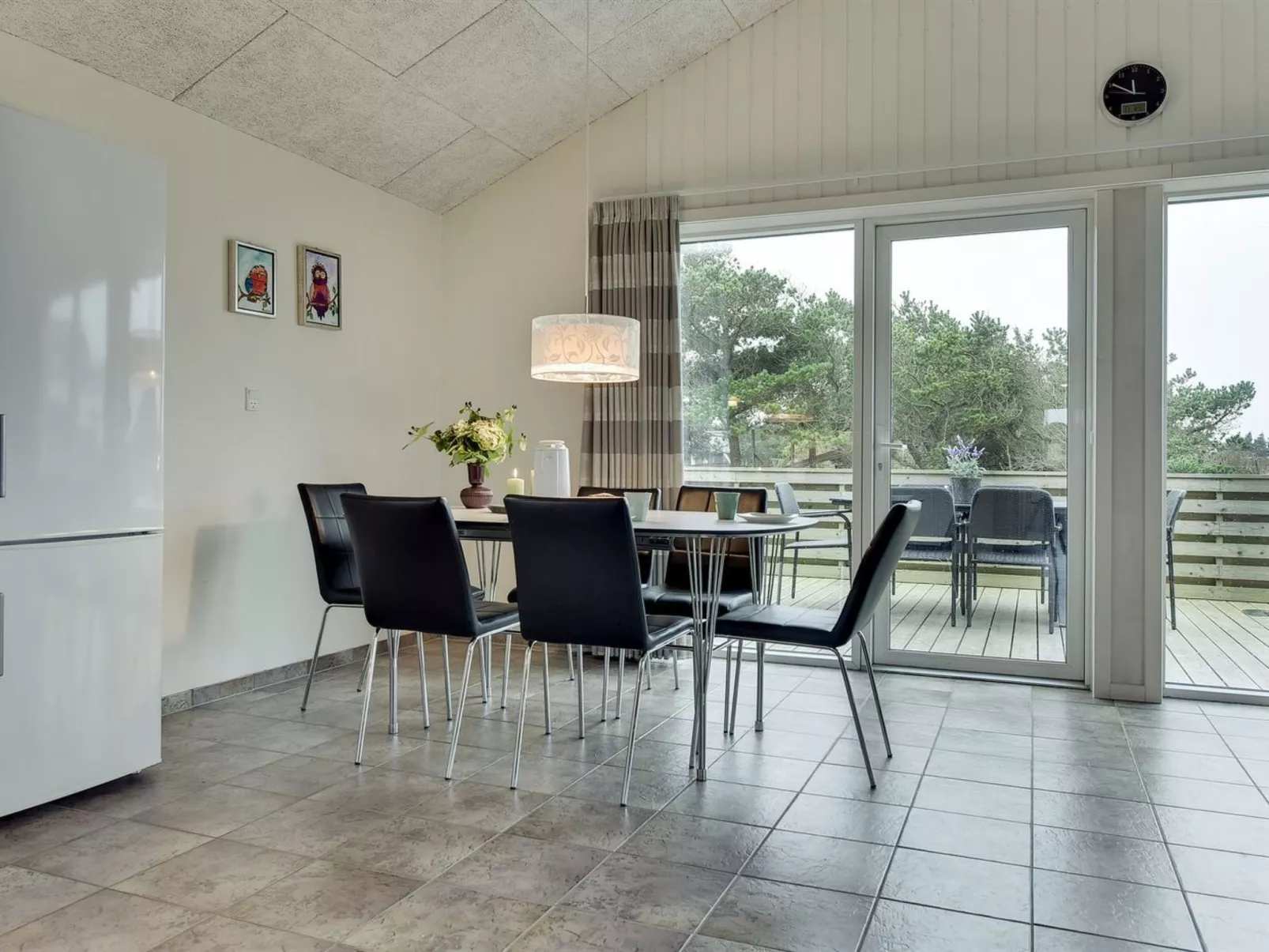 "Hawarth" - 300m to the fjord-Drinnen