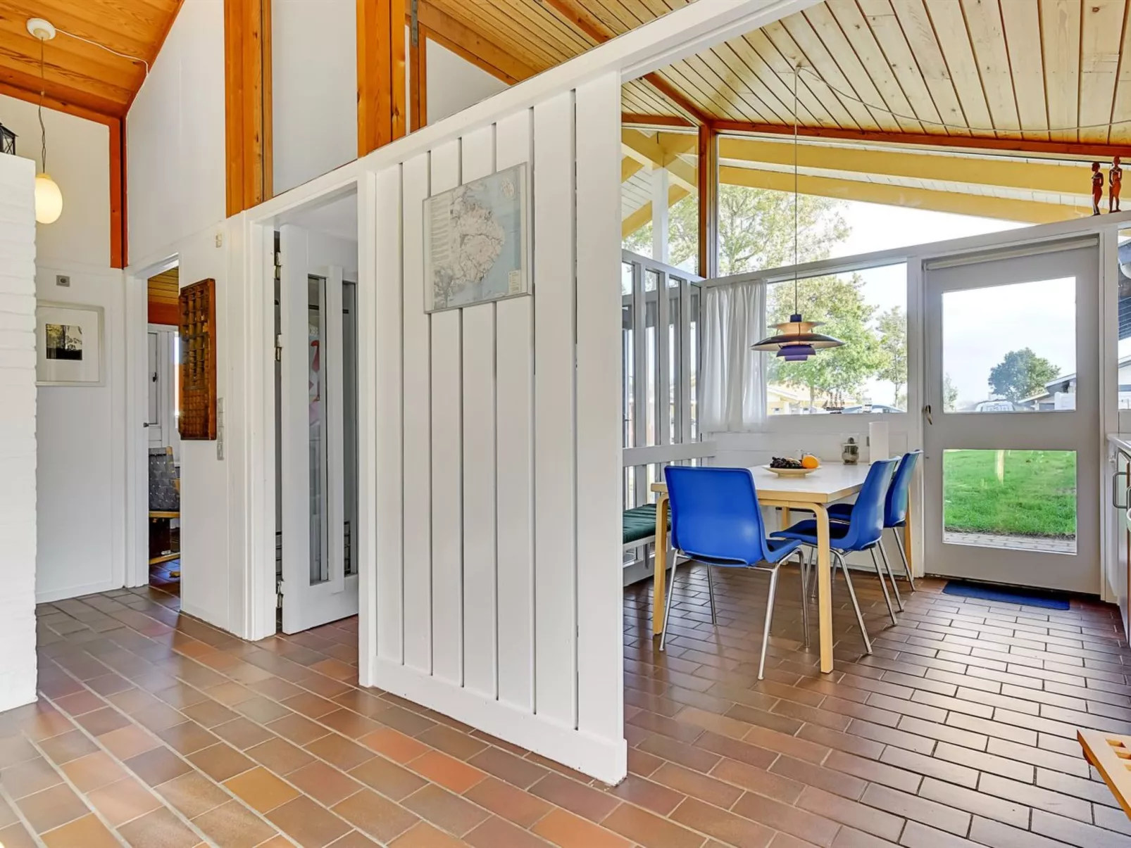 "Boris" - 500m from the sea-Drinnen