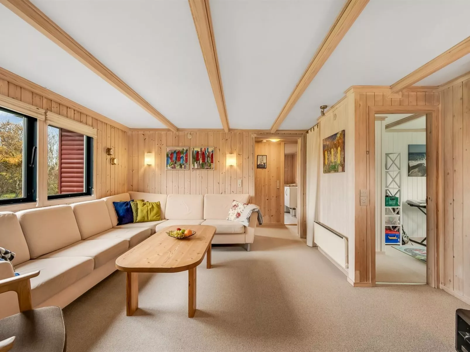 "Scarlet" - 400m to the fjord-Dedans