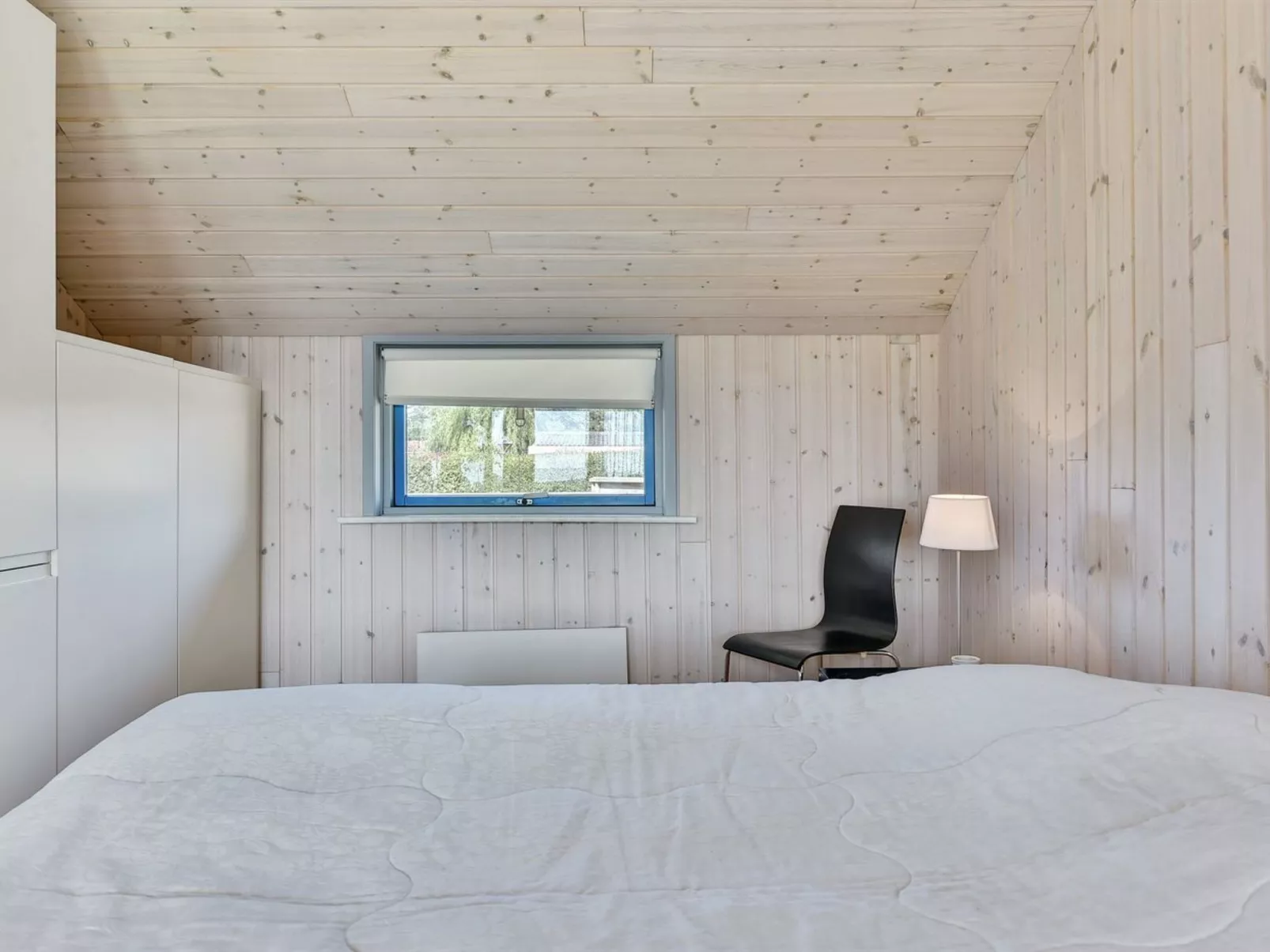 "Katrina" - 50m to the fjord-Inside