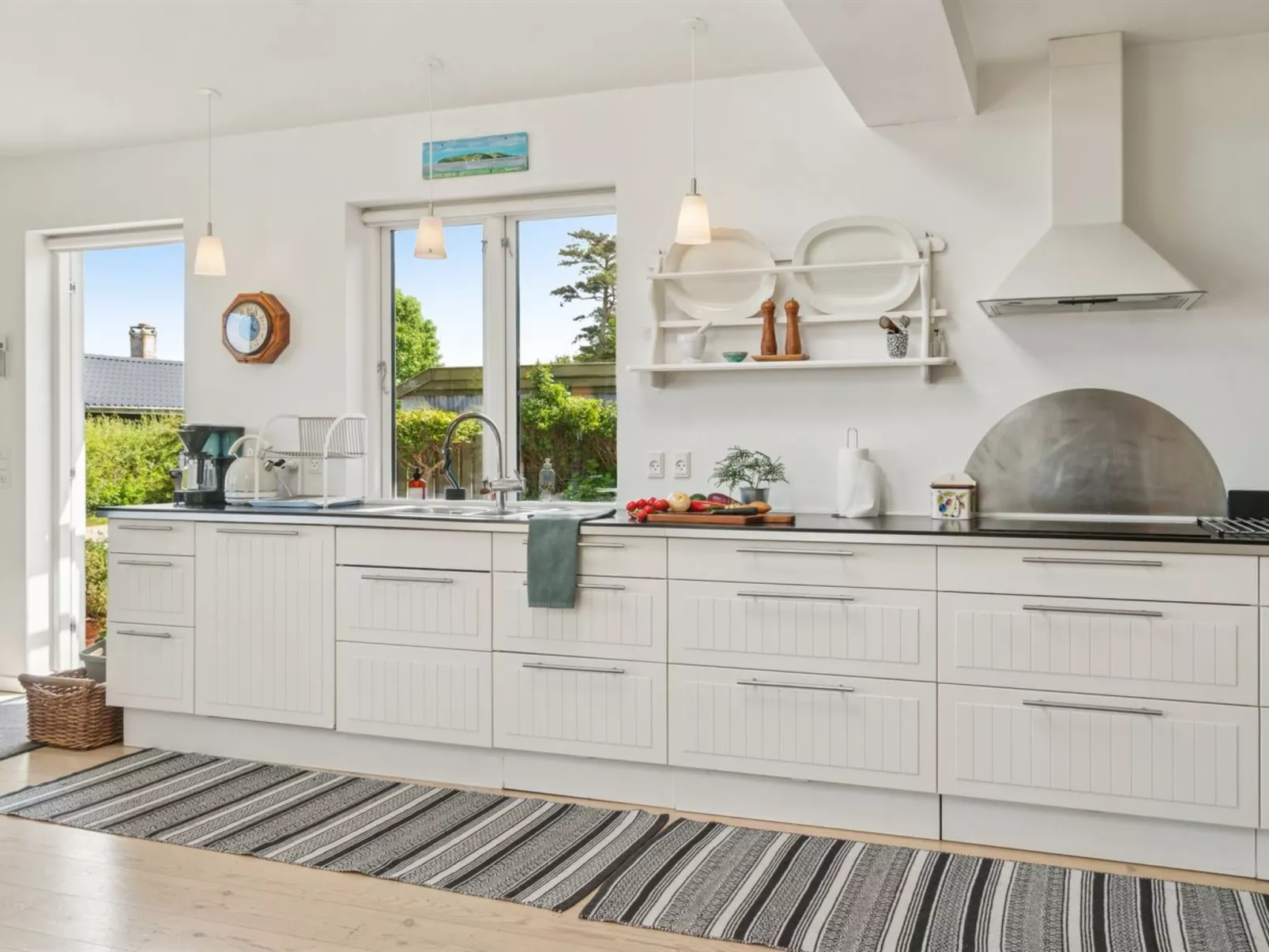 "Varma" - 25m from the sea-Drinnen