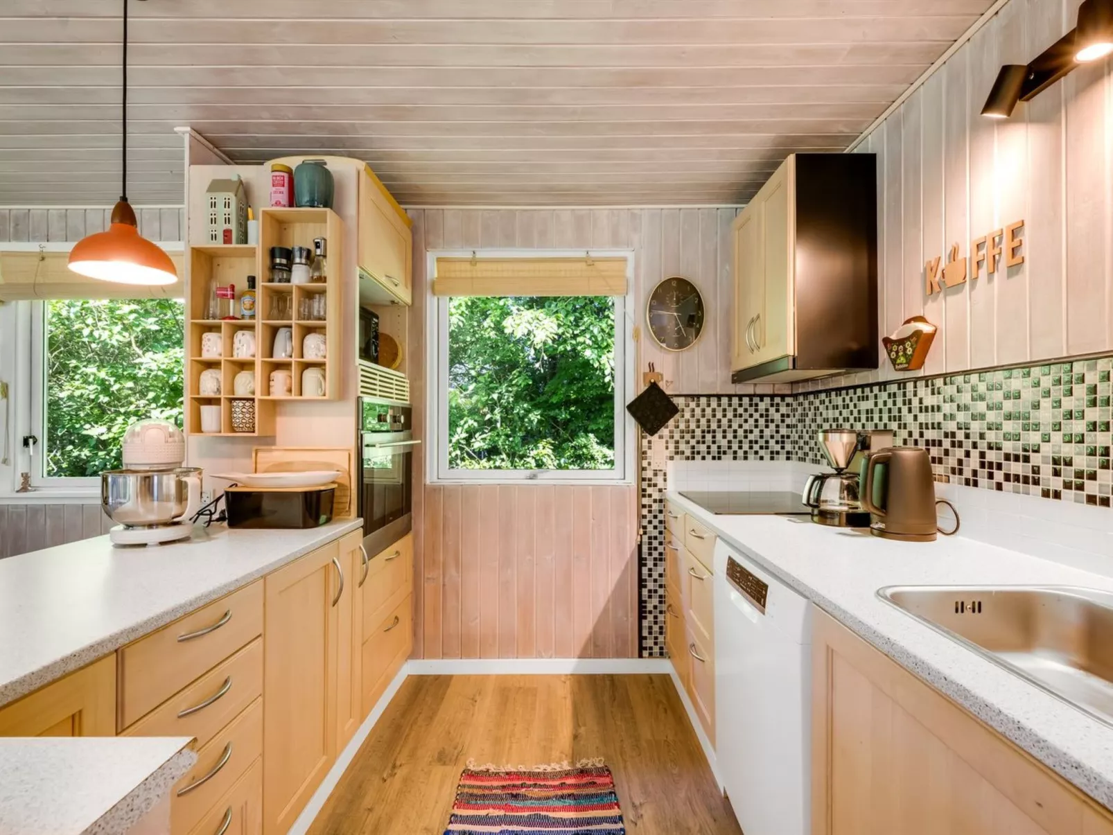 "Nelina" - 950m to the fjord-Dedans