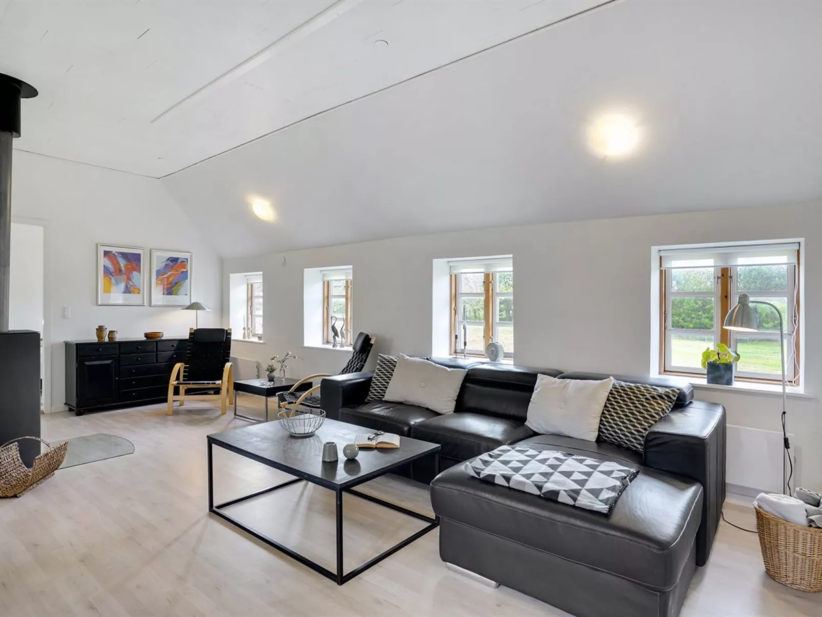 "Filippus" - 30km from the sea-Dedans