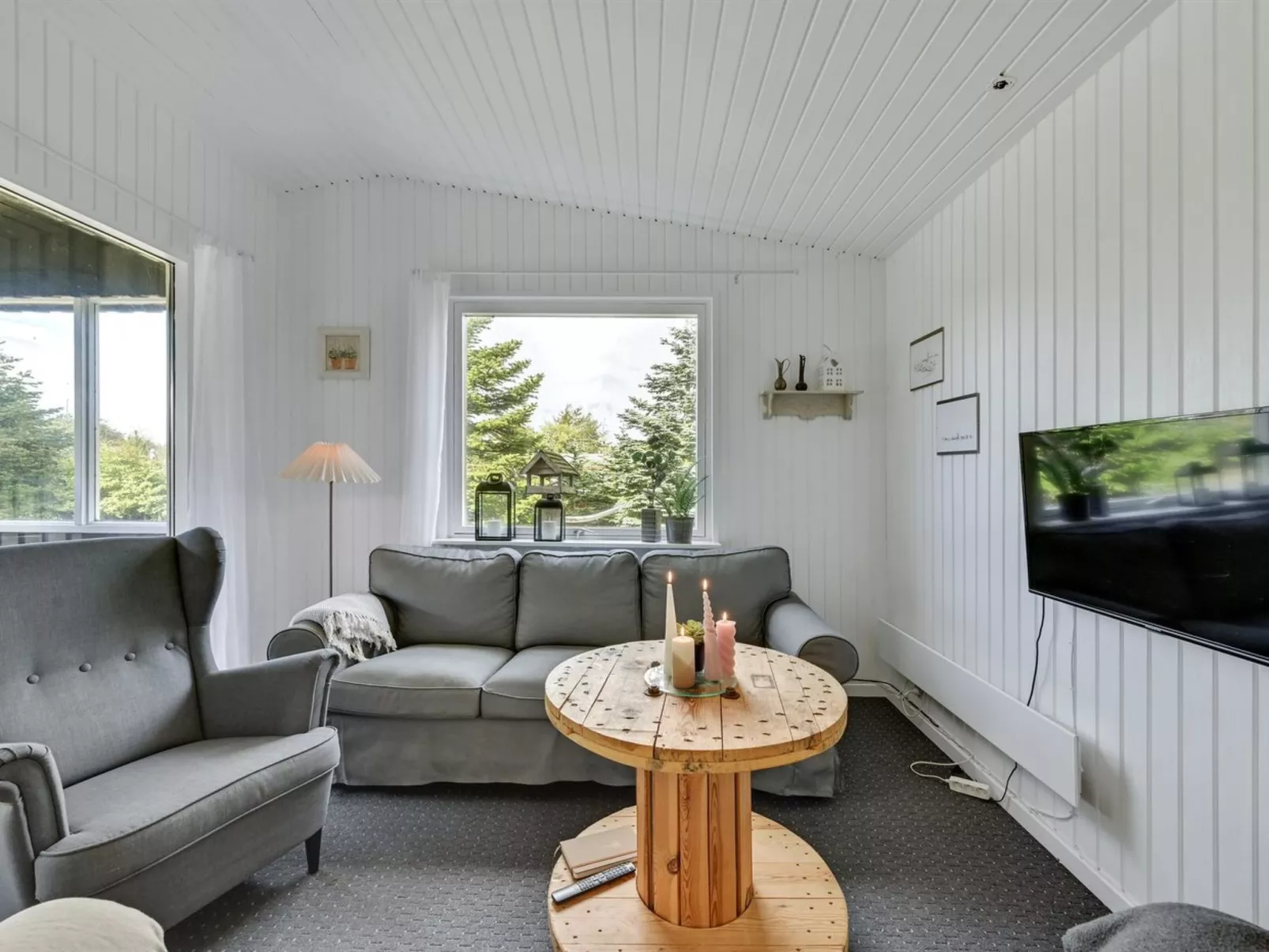 "Cristal" - 400m to the fjord-Inside