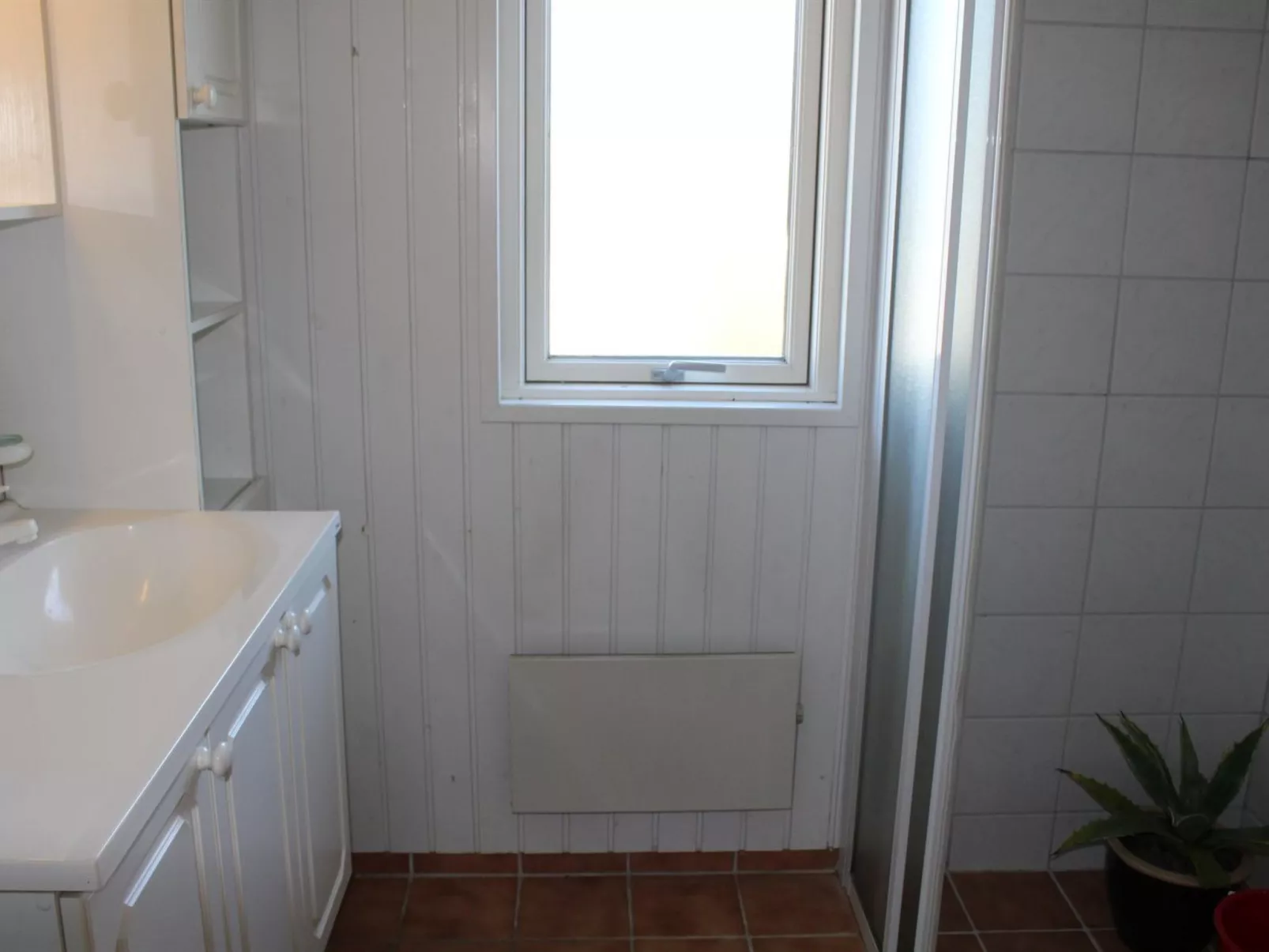 "Tekla" - 70m to the fjord-Inside