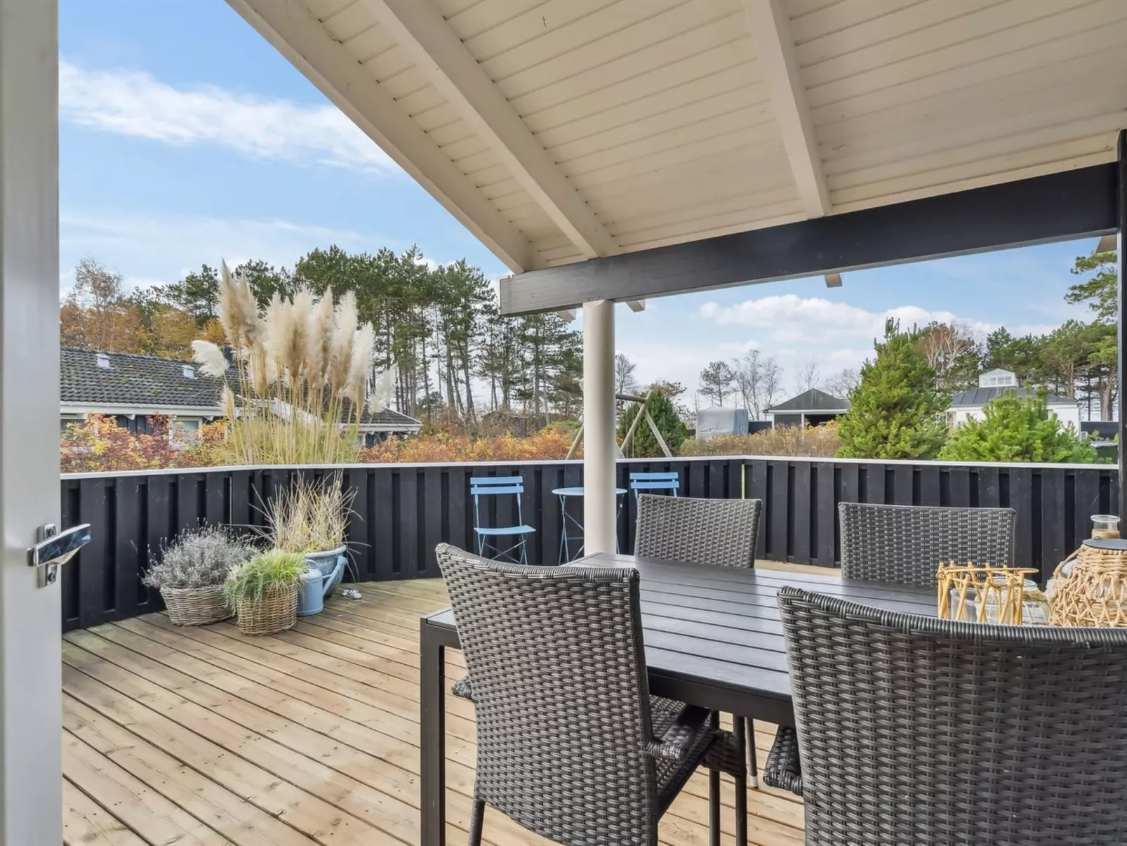 "Alvy" - 200m from the sea-Outside